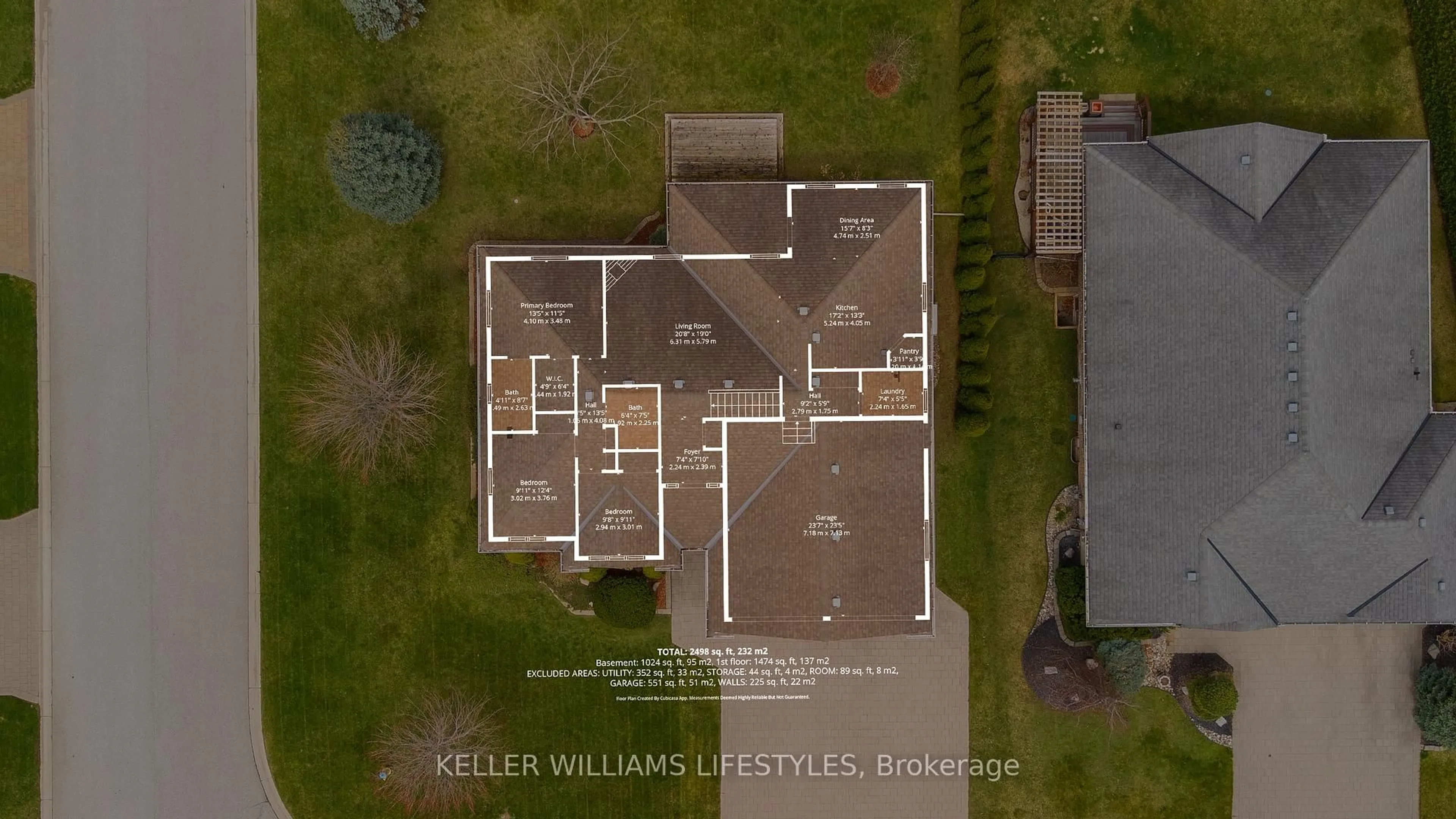 A pic from outside/outdoor area/front of a property/back of a property/a pic from drone, building for 111 Jenna Dr, Strathroy-Caradoc Ontario N7G 0B2