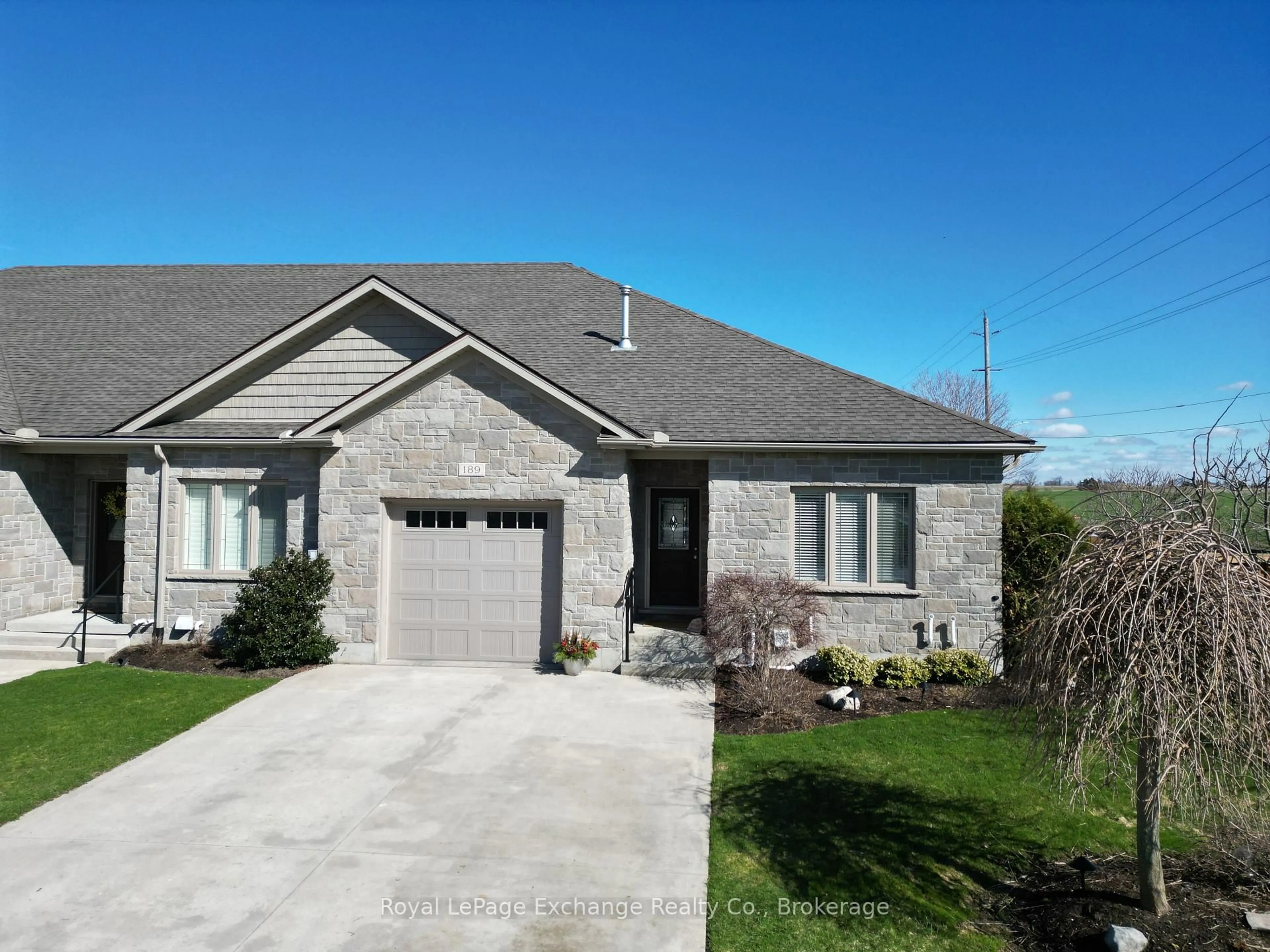 Home with brick exterior material, street for 189 Wieck Blvd, Kincardine Ontario N2Z 0A9