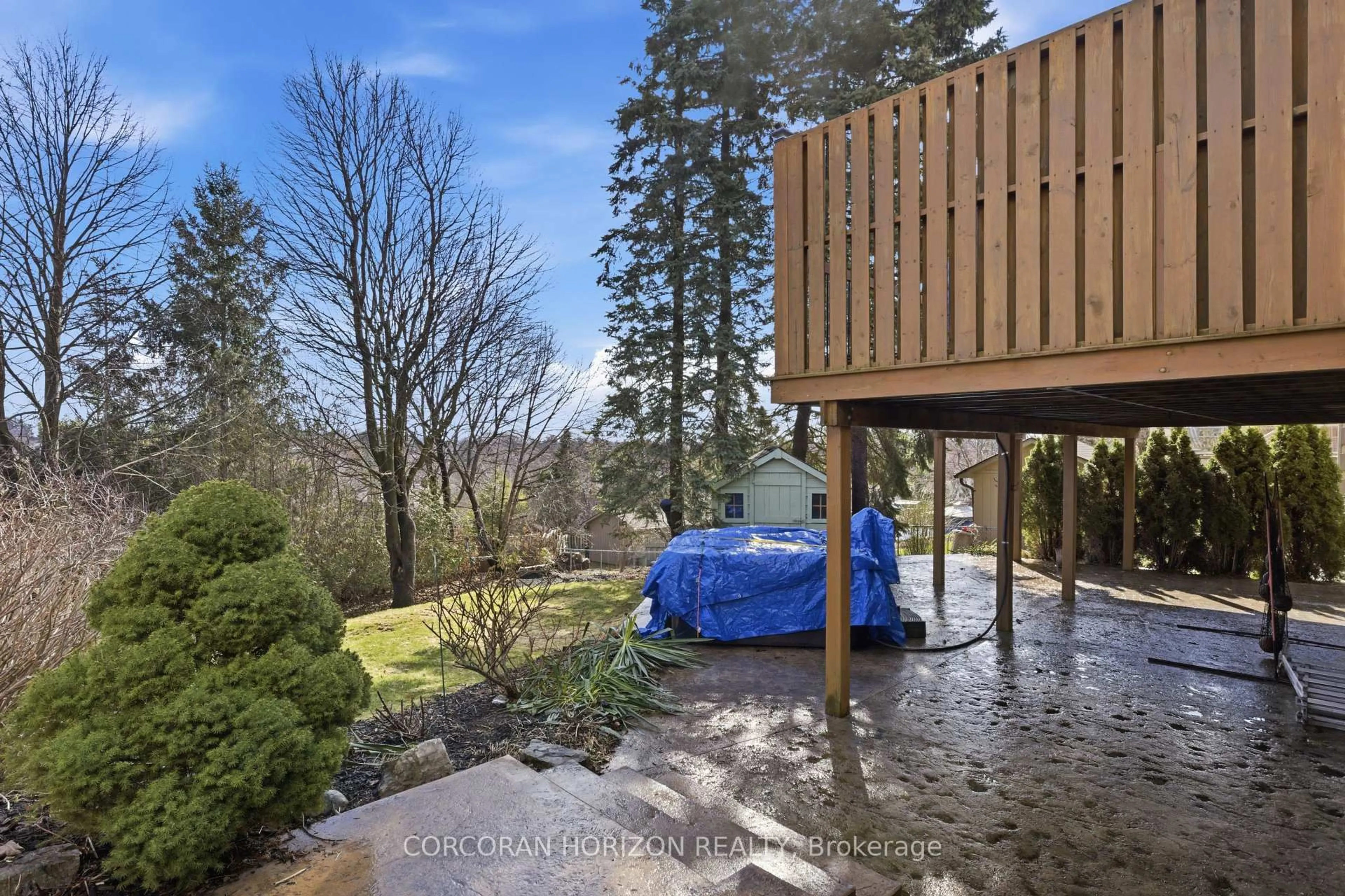 A pic from outside/outdoor area/front of a property/back of a property/a pic from drone, forest/trees view for 197 Autumn Hill Cres, Kitchener Ontario N2N 1K9