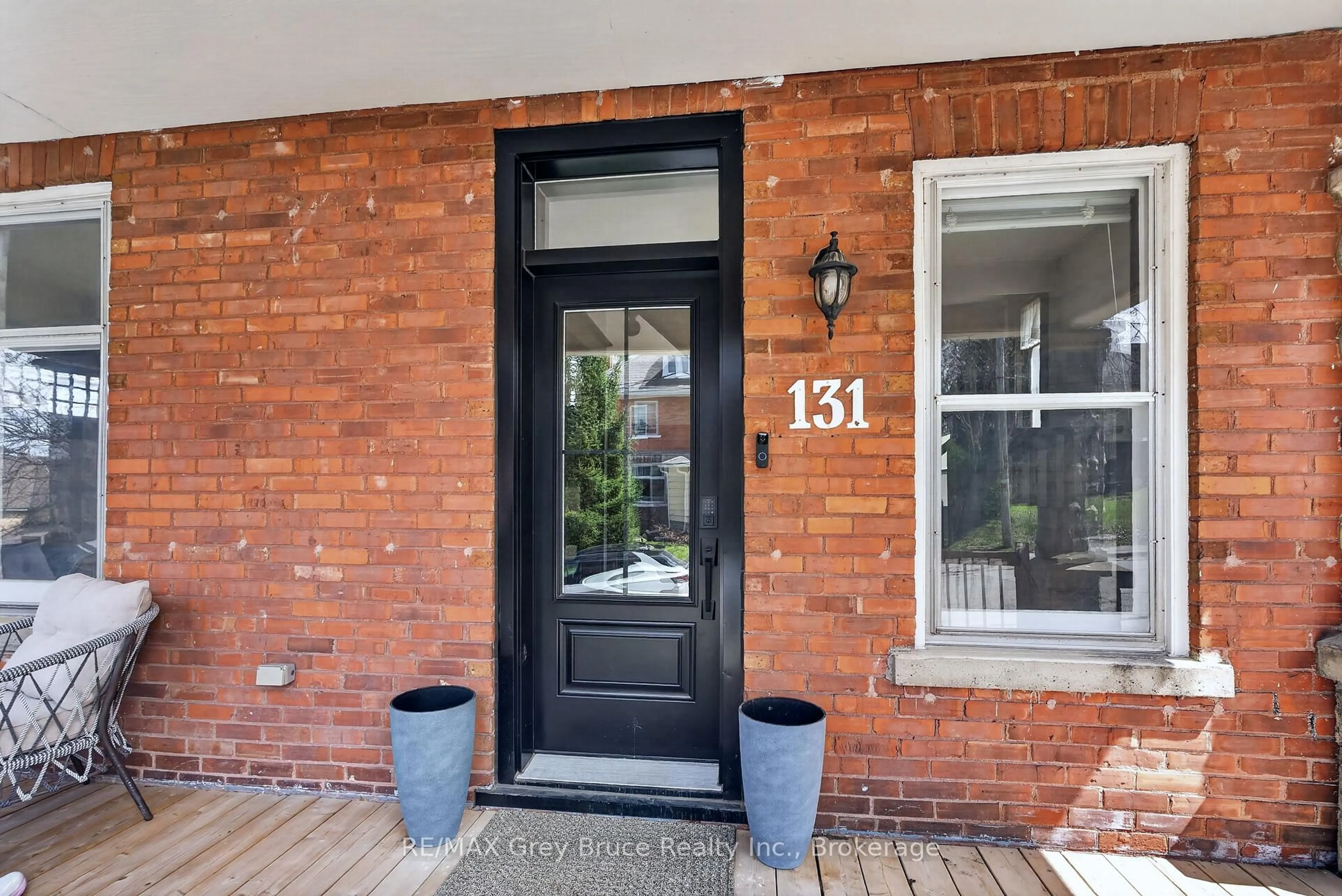 Indoor entryway for 131 2nd Ave, Arran-Elderslie Ontario N0G 1L0