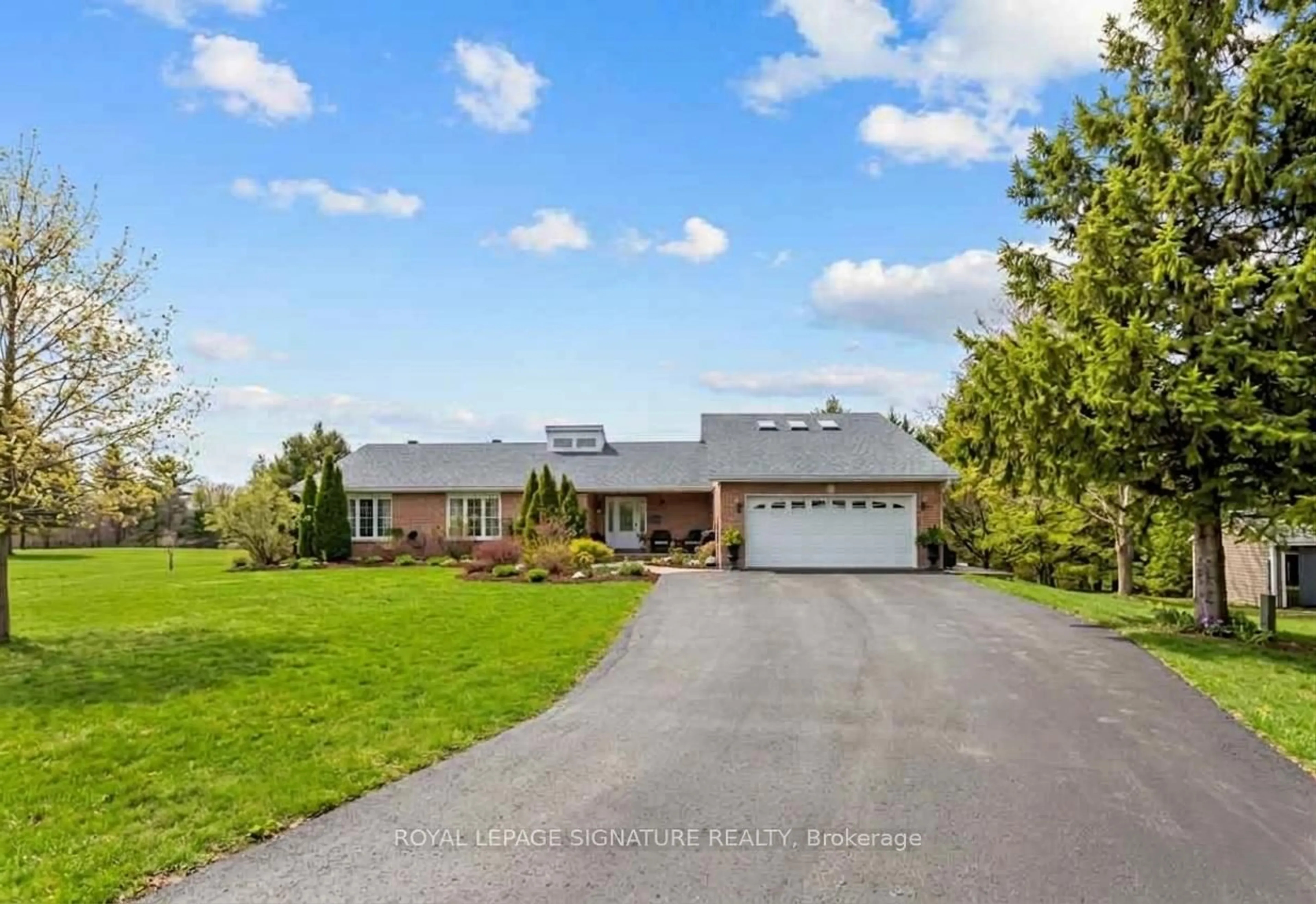 A pic from outside/outdoor area/front of a property/back of a property/a pic from drone, water/lake/river/ocean view for 16 Hilltop Cres, East Garafraxa Ontario L9W 6B8