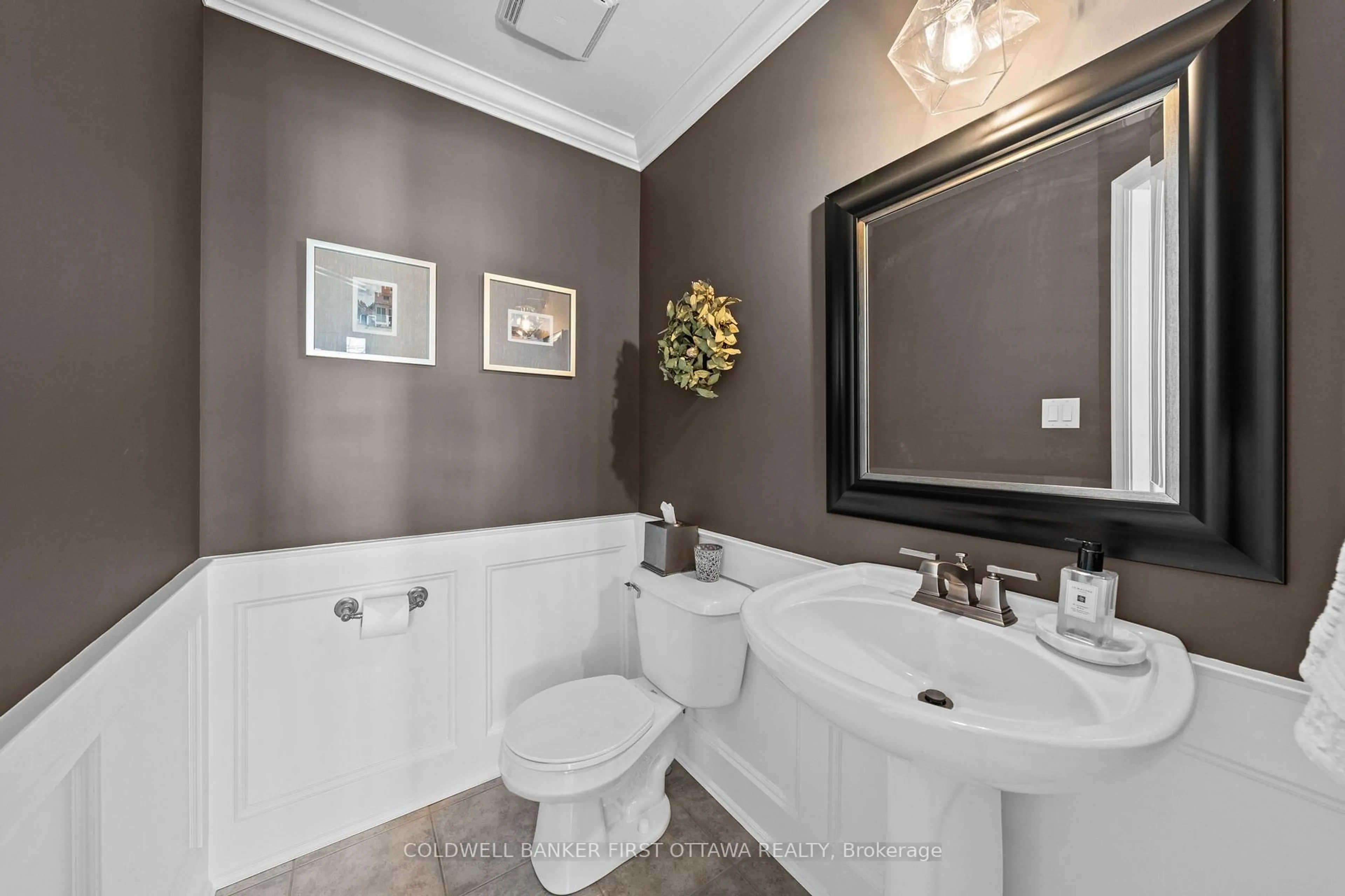 Contemporary bathroom, ceramic/tile floor for 199 Golflinks Dr, Ottawa Ontario K2J 5M8
