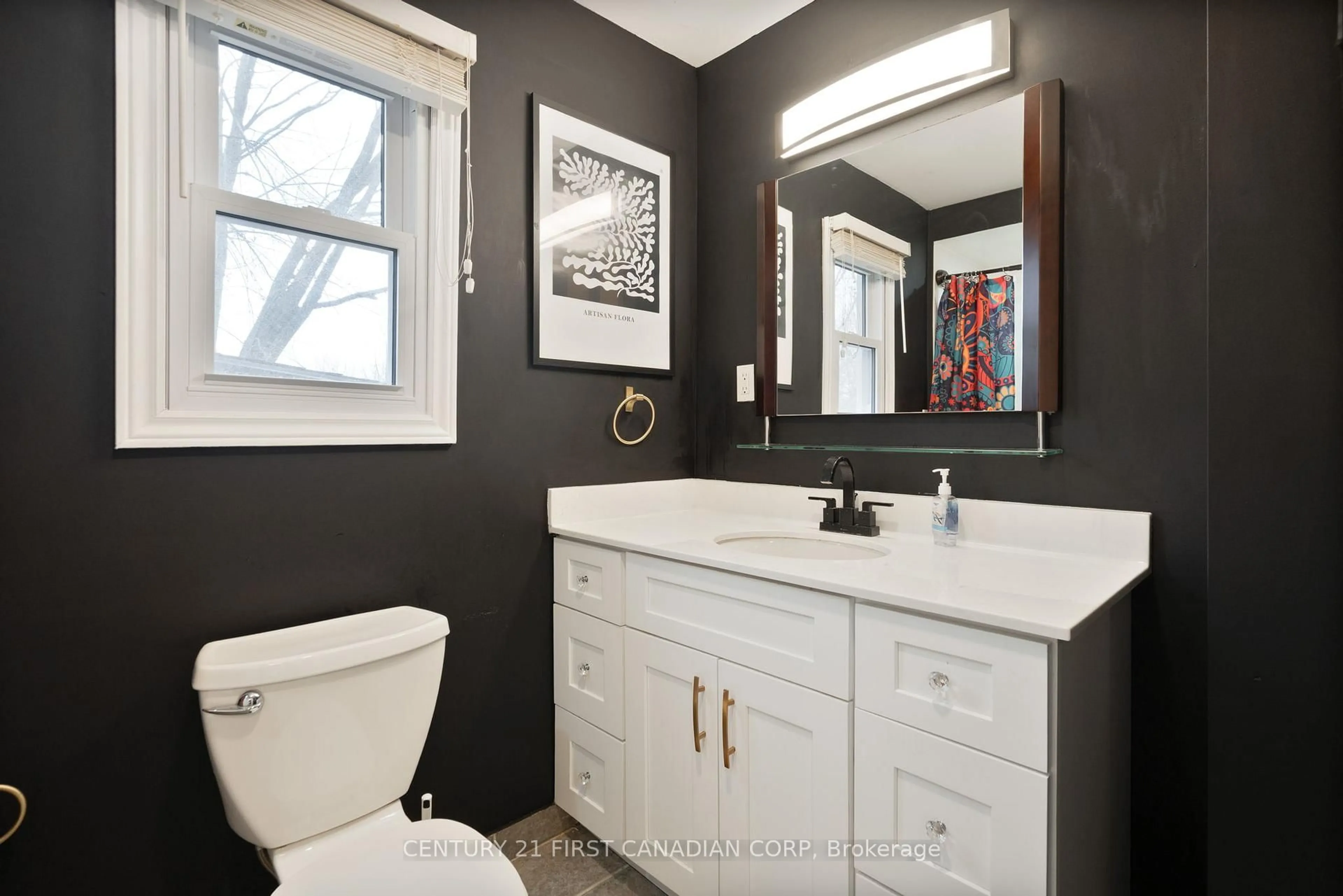 Contemporary bathroom, ceramic/tile floor for 1810 Avalon St, London East Ontario N5W 3G8