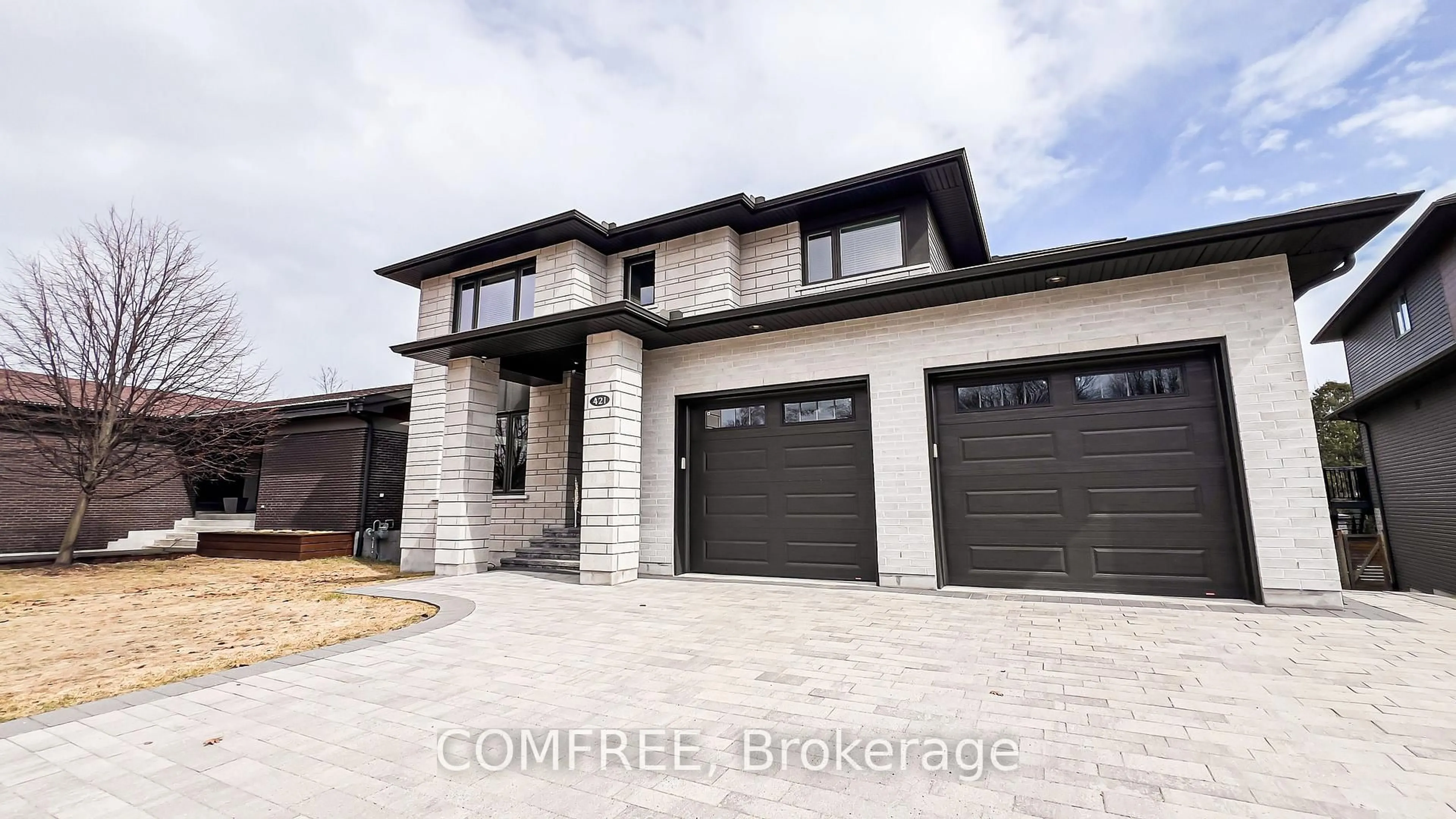 Home with brick exterior material, street for 421 Pearce St, North Bay Ontario P1C 1M8