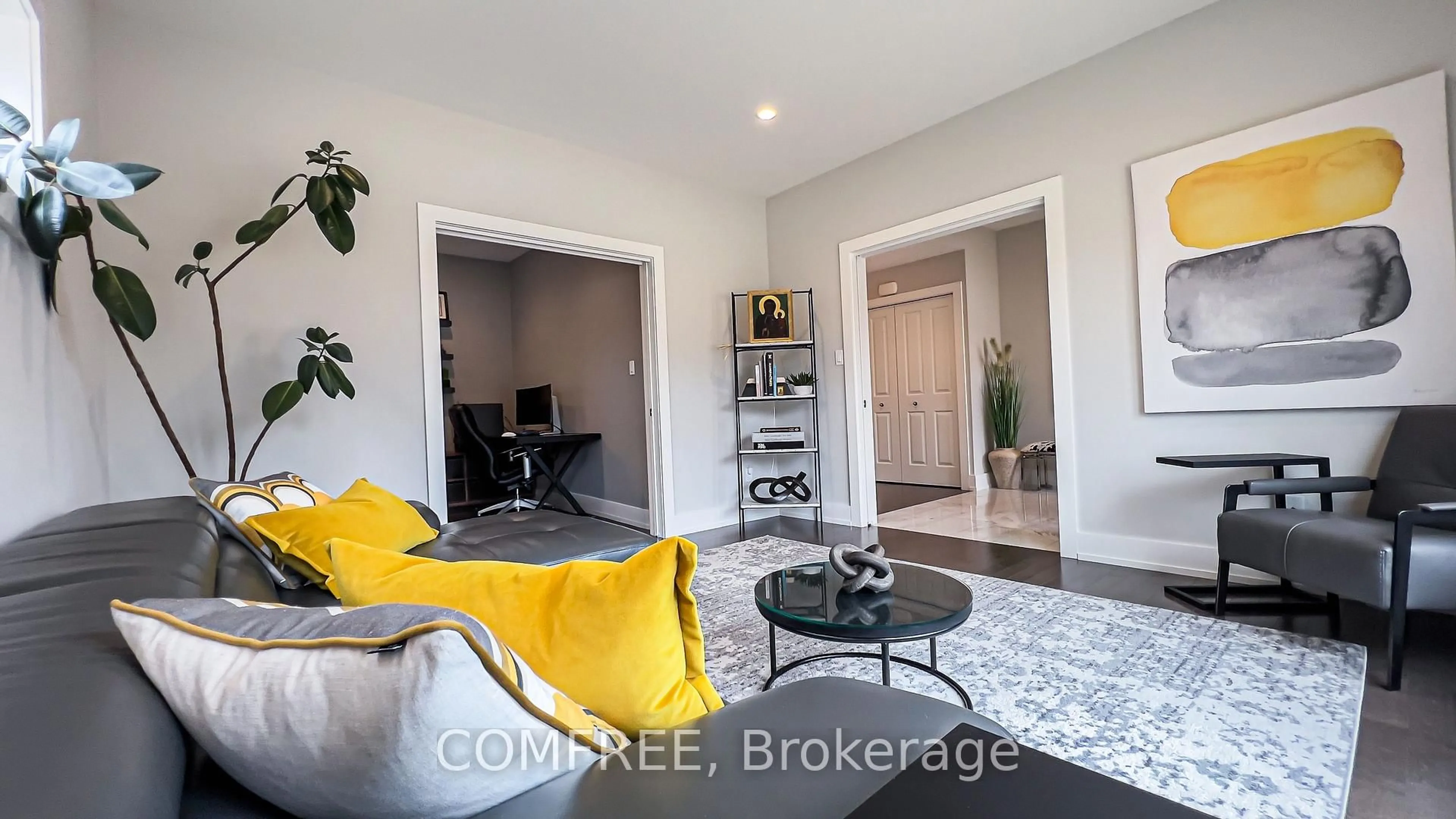 Living room with furniture, unknown for 421 Pearce St, North Bay Ontario P1C 1M8