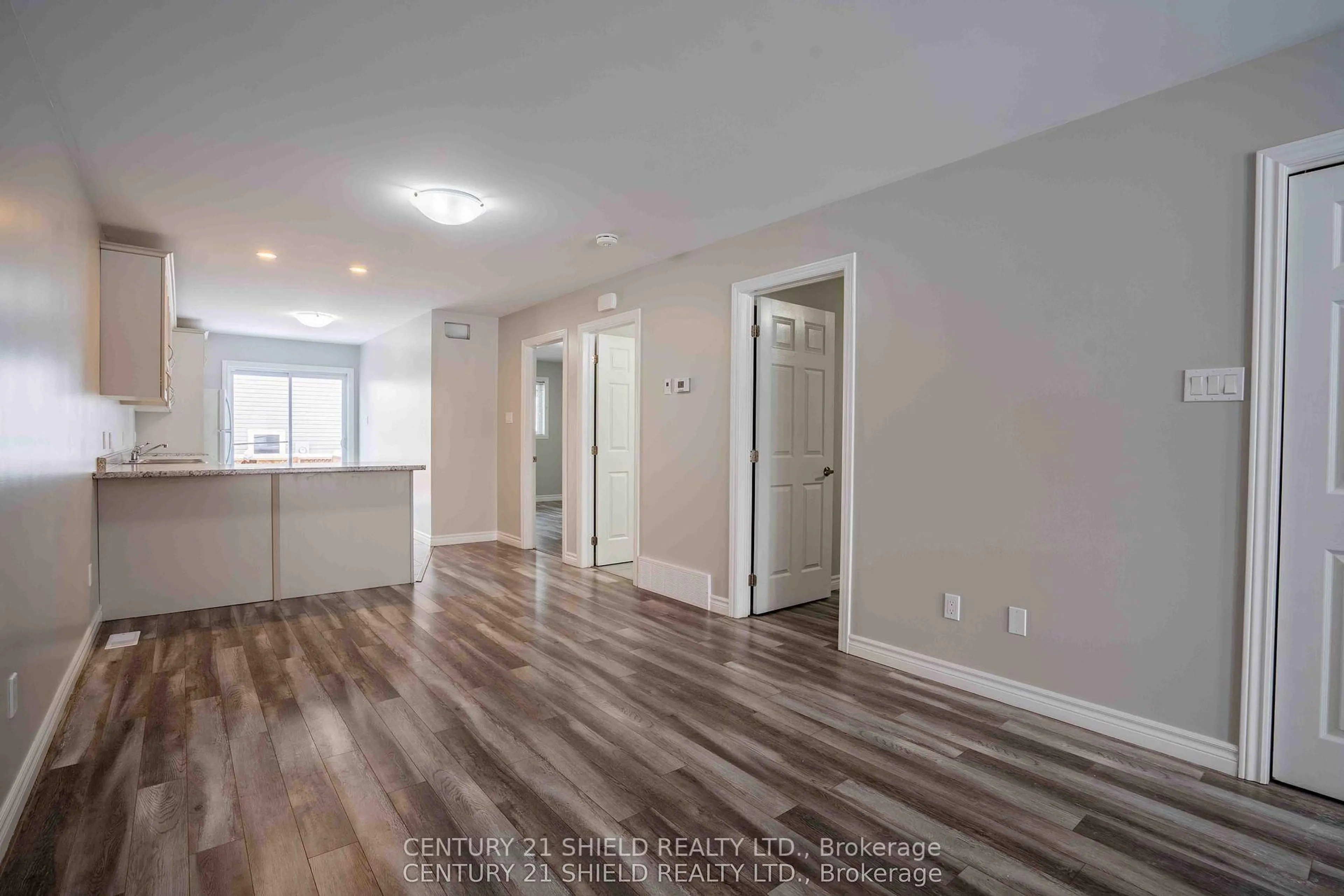 A pic of a room for 223 Third St, Cornwall Ontario K6J 0B6