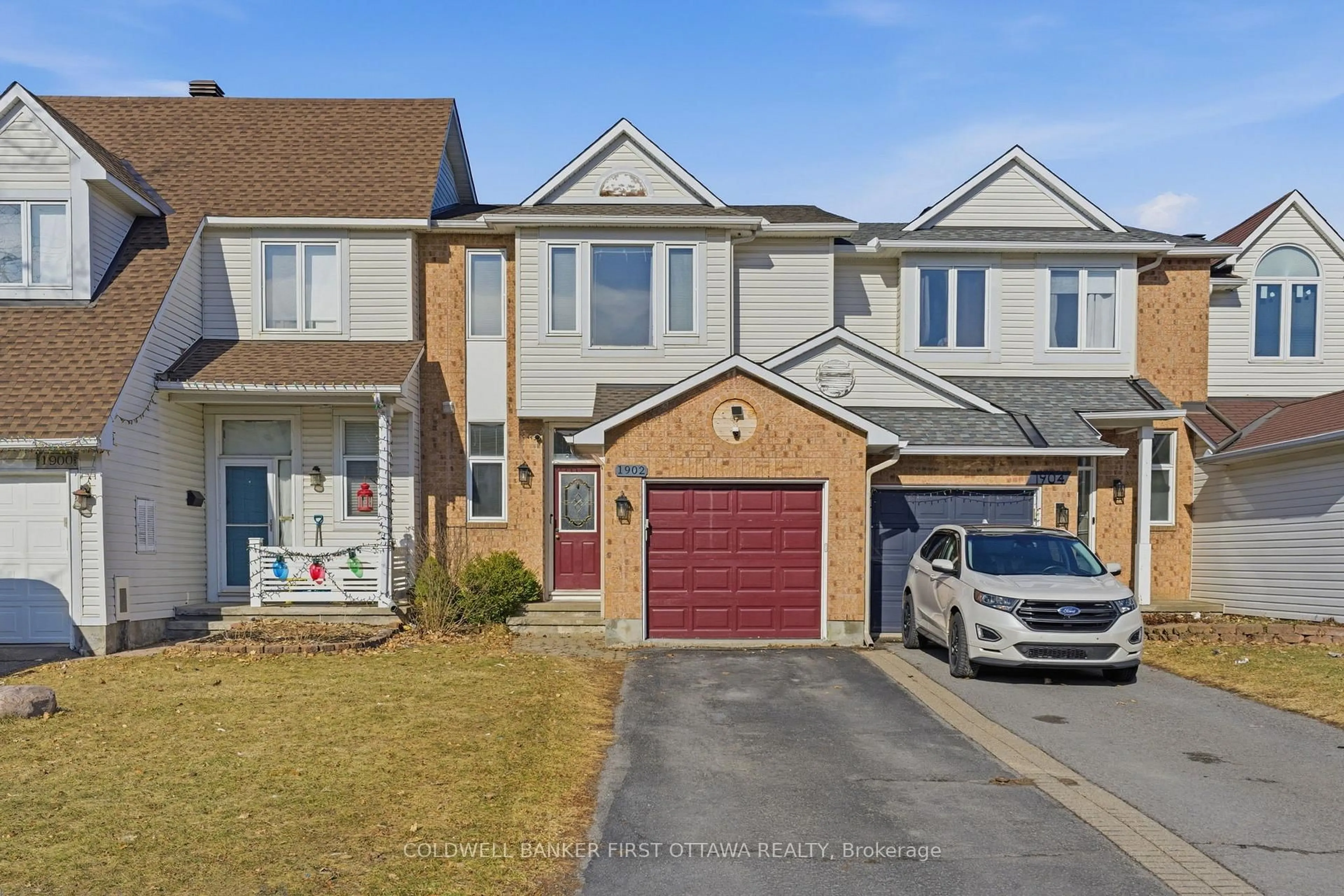 Unknown for 1902 Hennessy Cres, Ottawa Ontario K4A 3X7