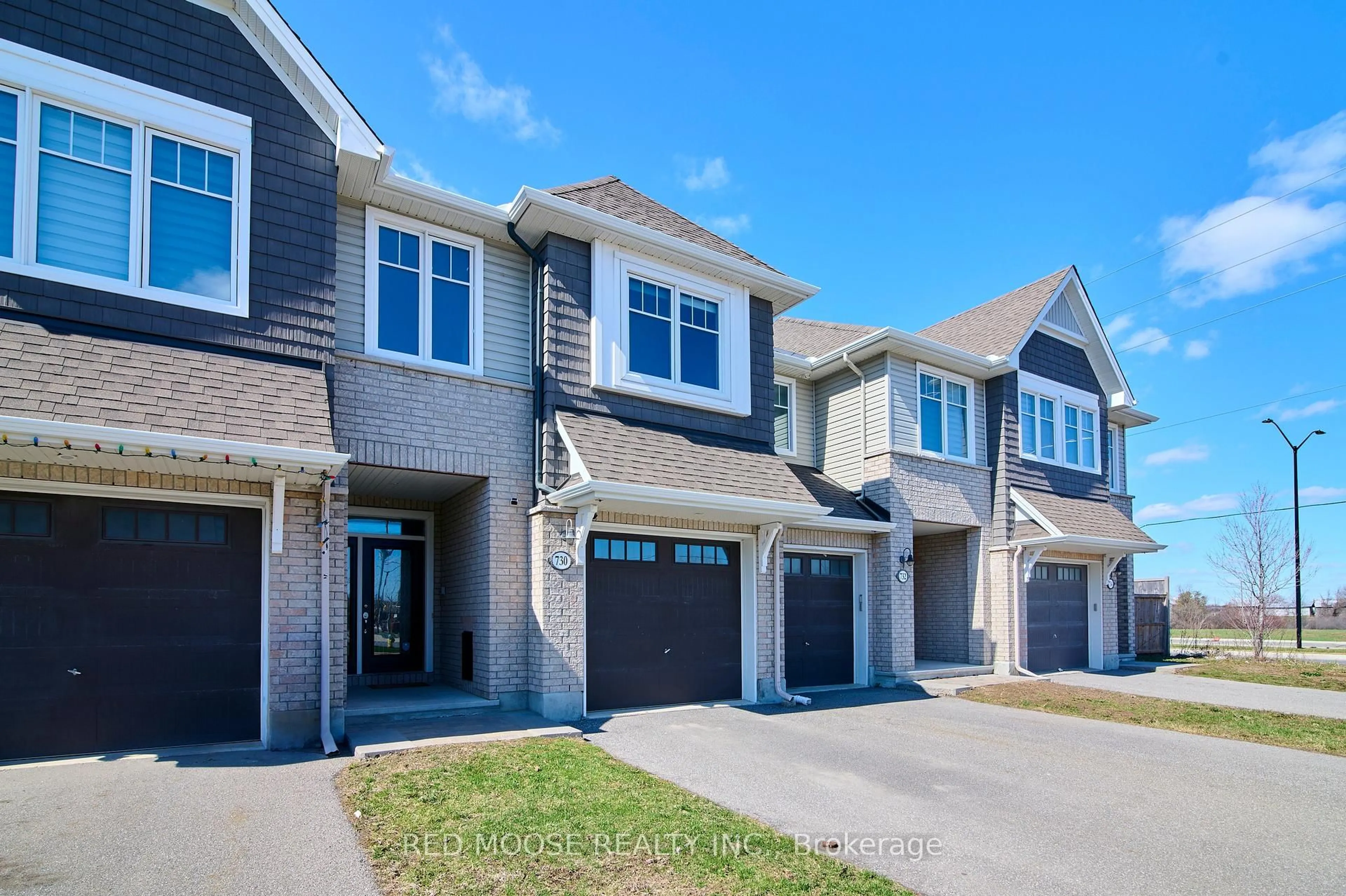 Home with brick exterior material, street for 730 Sora Way, Ottawa Ontario K1T 0R3