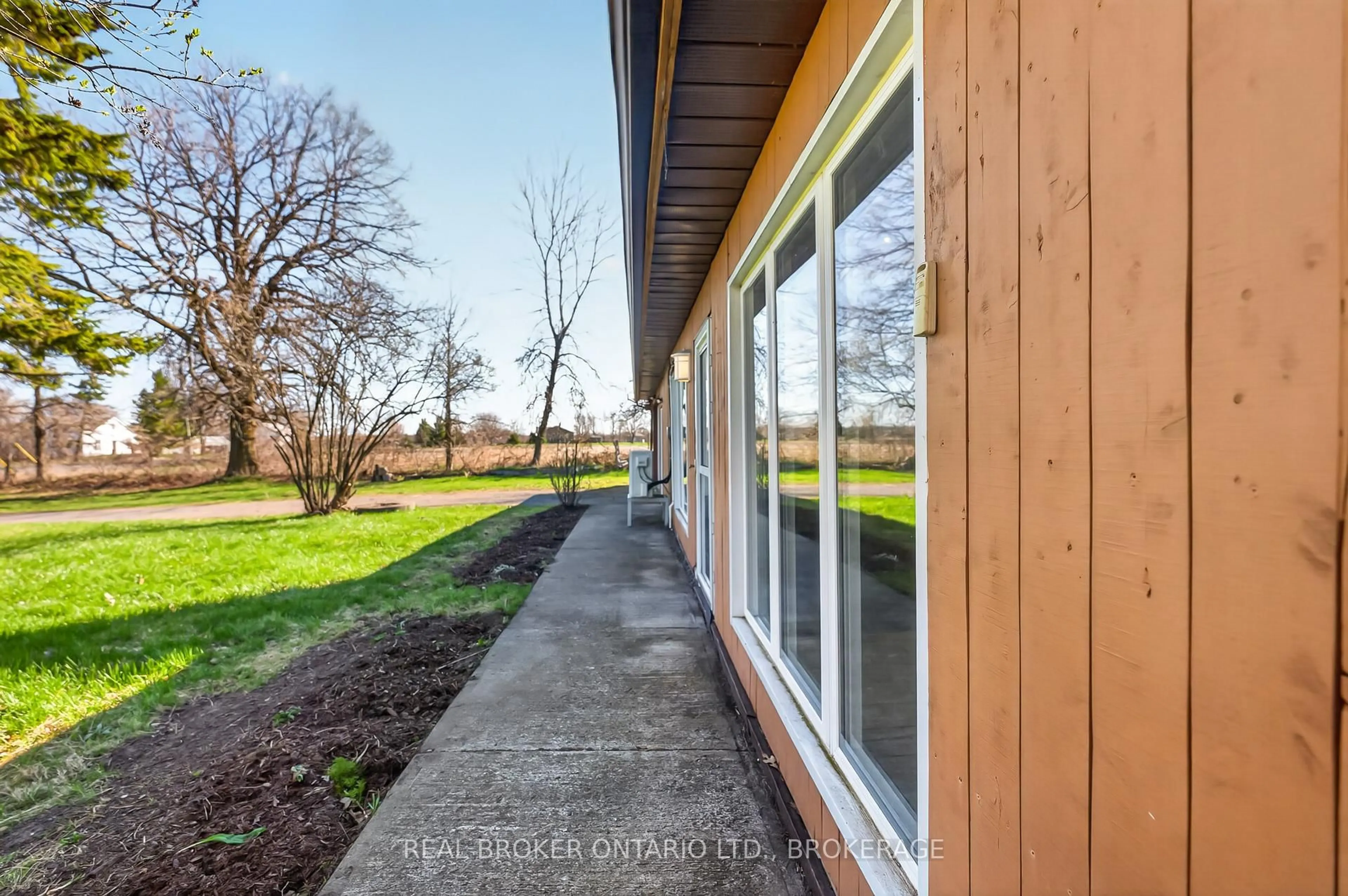 Unknown for 2268 Mcintyre Rd, Bath Ontario K0H 1G0