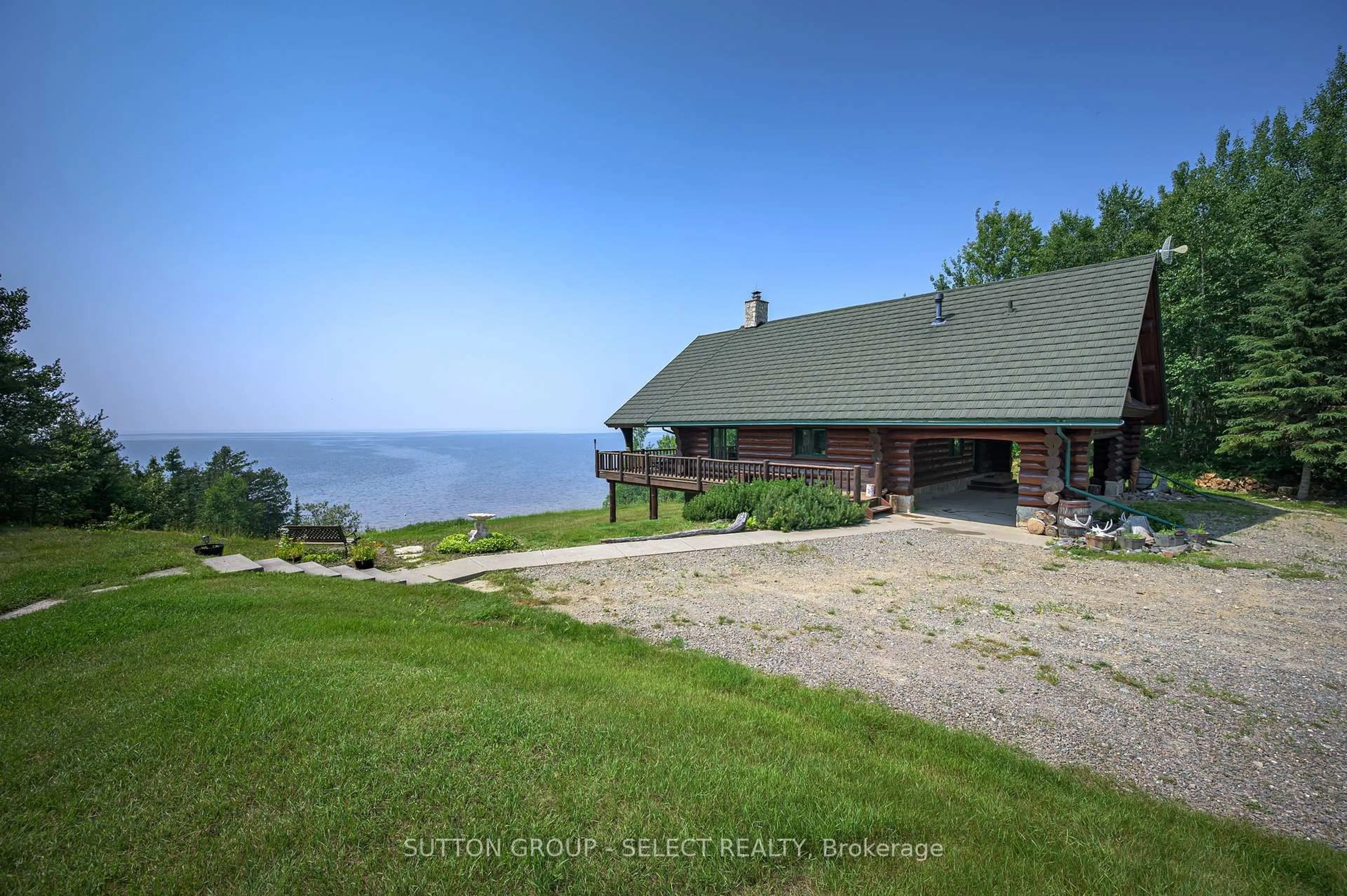 A pic from outside/outdoor area/front of a property/back of a property/a pic from drone, water/lake/river/ocean view for 21 Peter Dr, Greenstone Ontario P0T 1G0