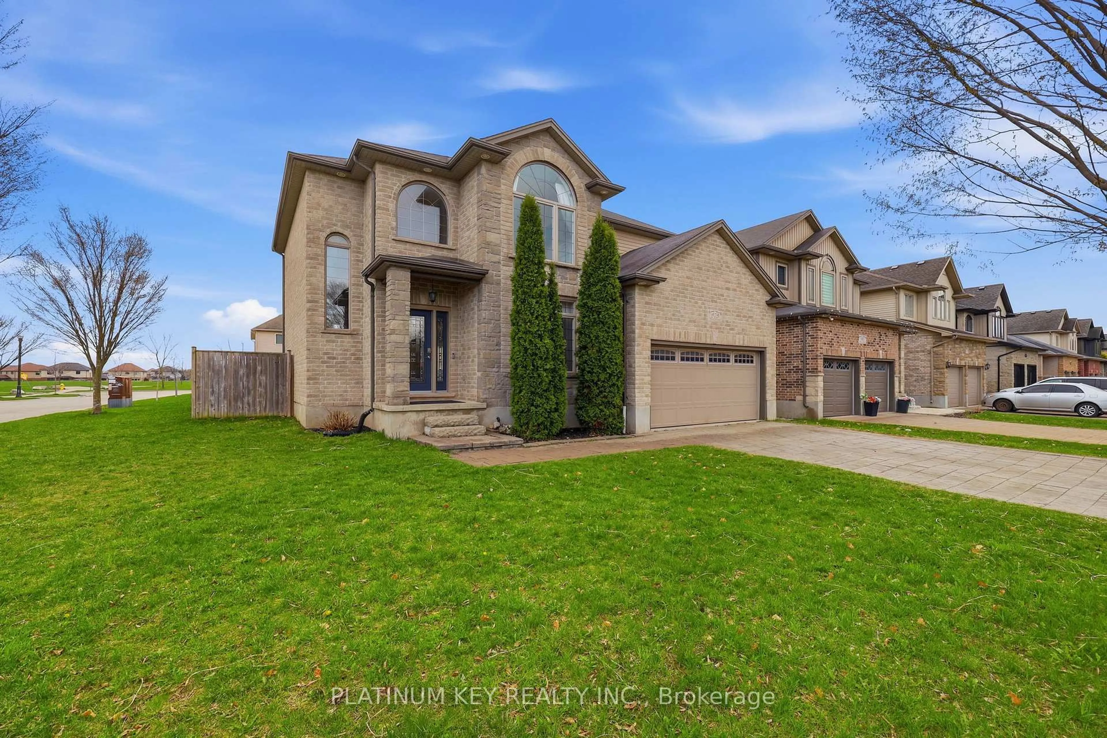 Unknown for 979 Moy Cres, London North Ontario N6G 0B6