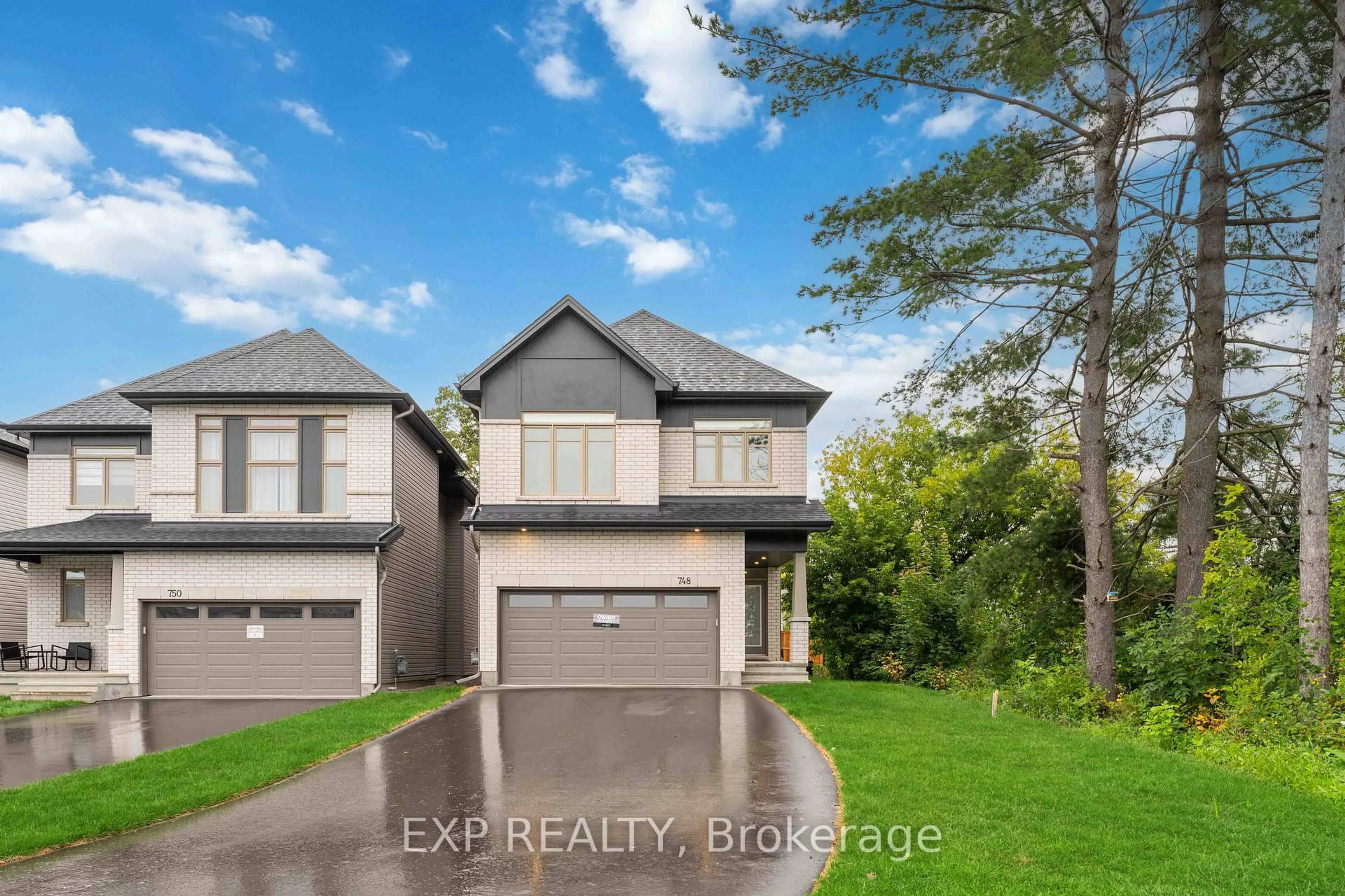 A pic from outside/outdoor area/front of a property/back of a property/a pic from drone, street for 748 OVATION Grve, Ottawa Ontario K1T 0X6