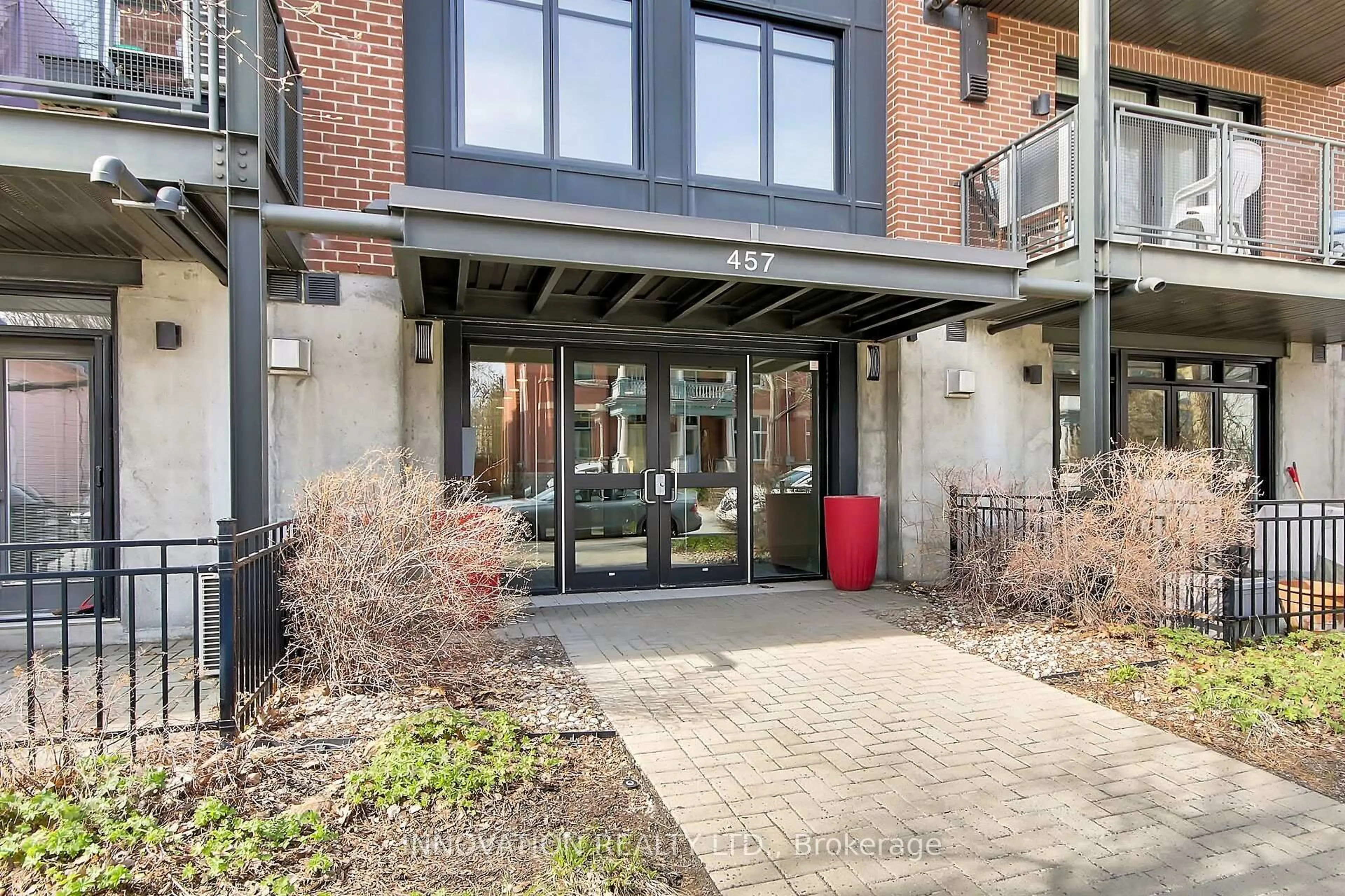 Unknown for 457 Mcleod St #104, Ottawa Ontario K1R 5P5