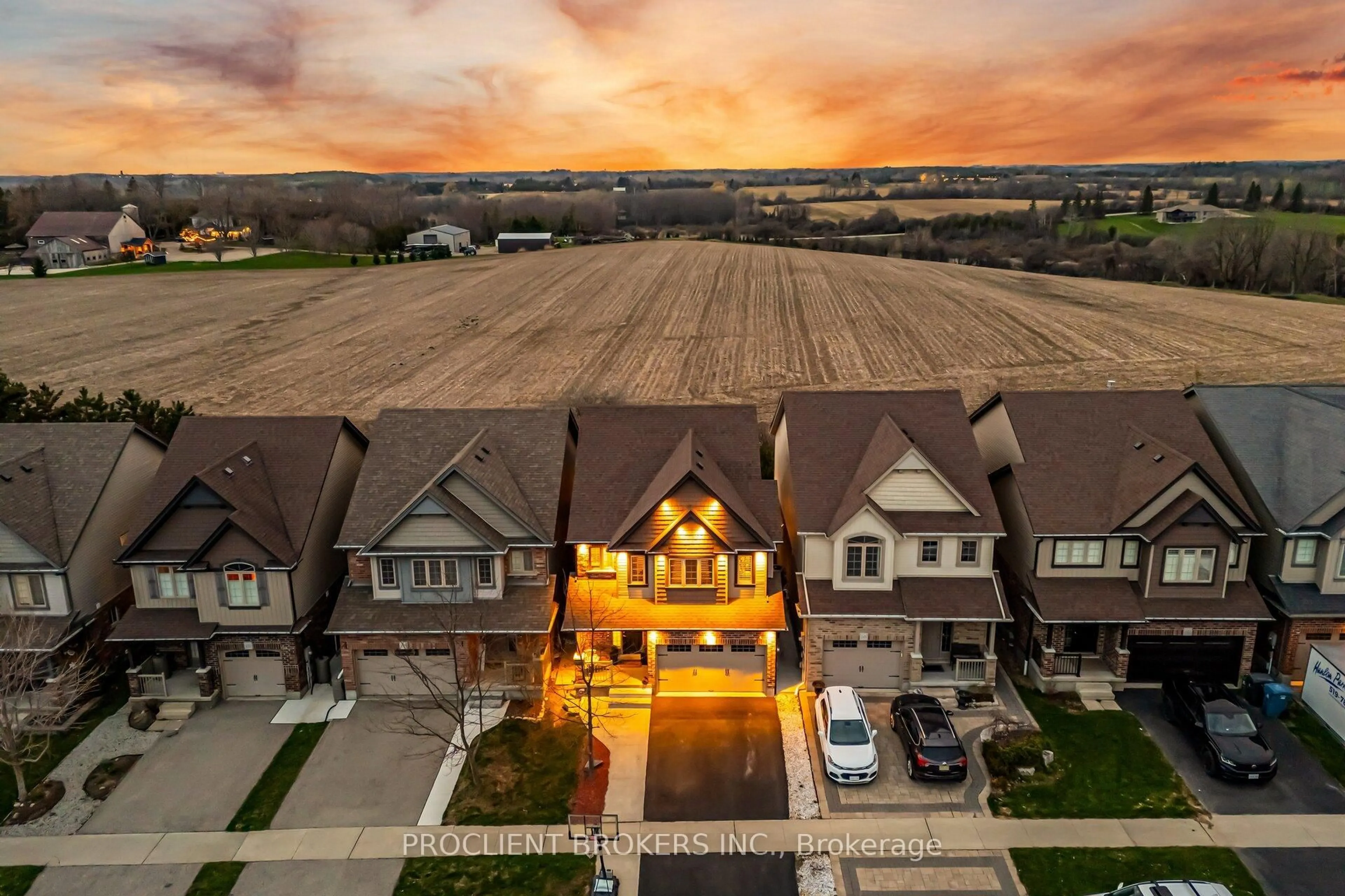 A pic from outside/outdoor area/front of a property/back of a property/a pic from drone, mountain view for 147 Couling Cres, Guelph Ontario N1H 6J1