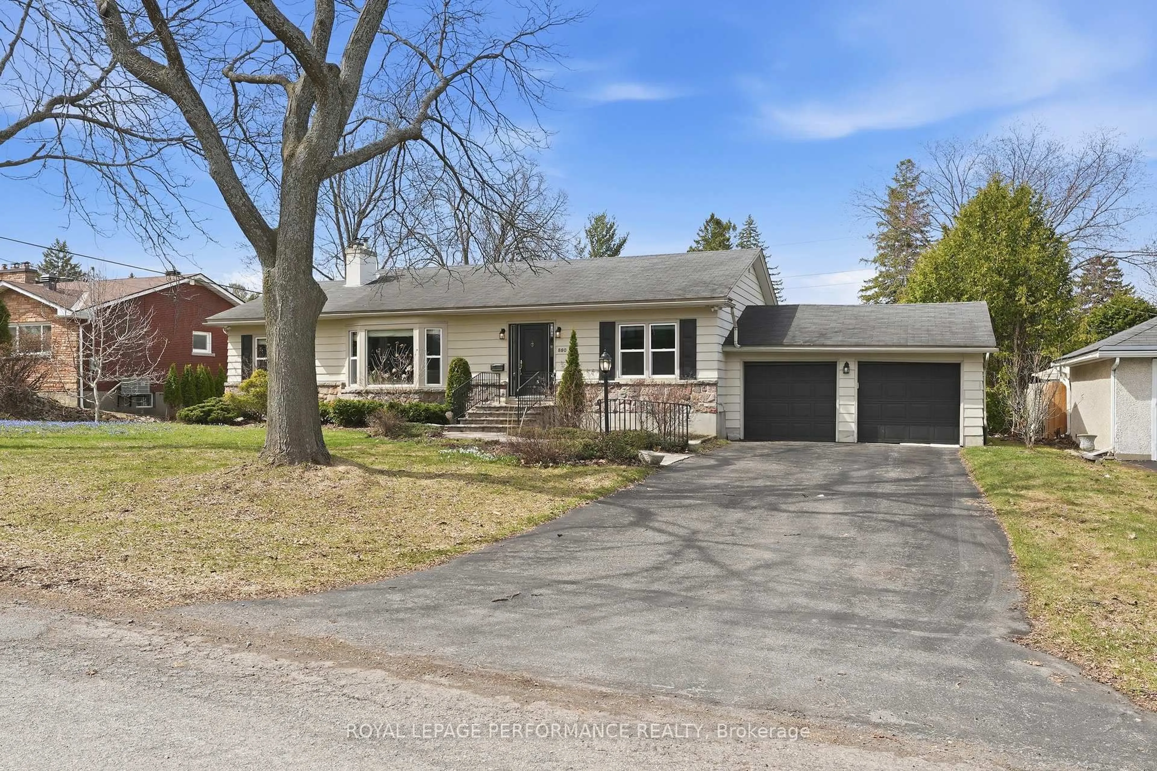 Home with brick exterior material, street for 880 Melwood Ave, Ottawa Ontario K2A 3C3