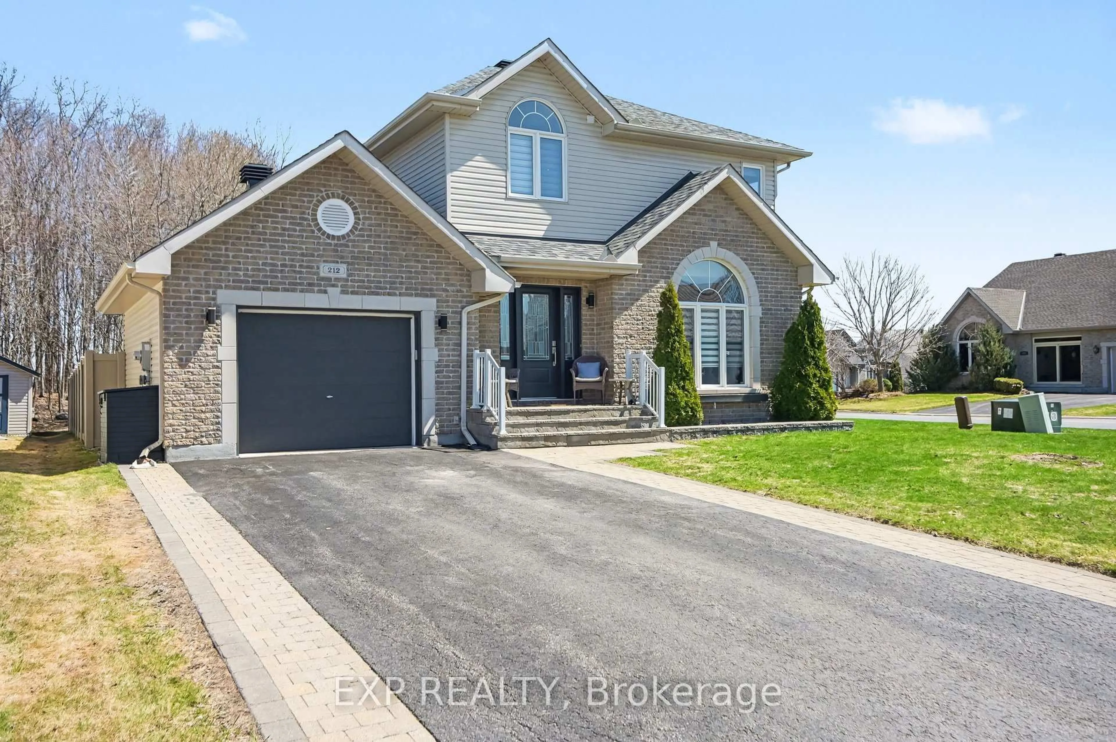 Home with brick exterior material, street for 212 Jasper Cres, Clarence-Rockland Ontario K4K 0A3