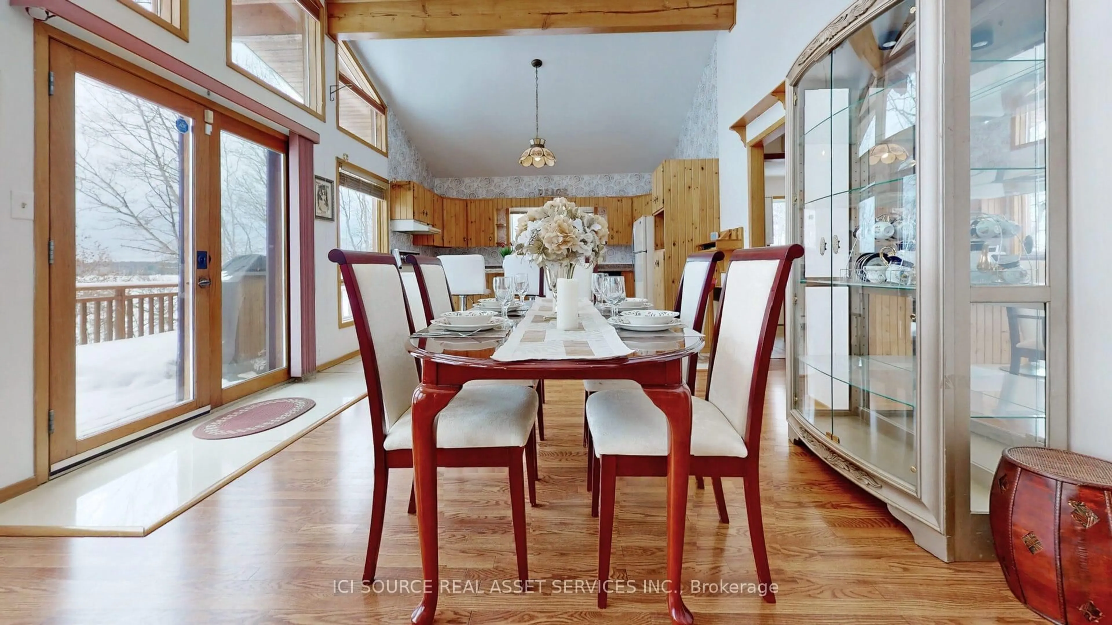 Dining room, wood/laminate floor for 933 Ferguson Rd, Armour Ontario P0A 1L0