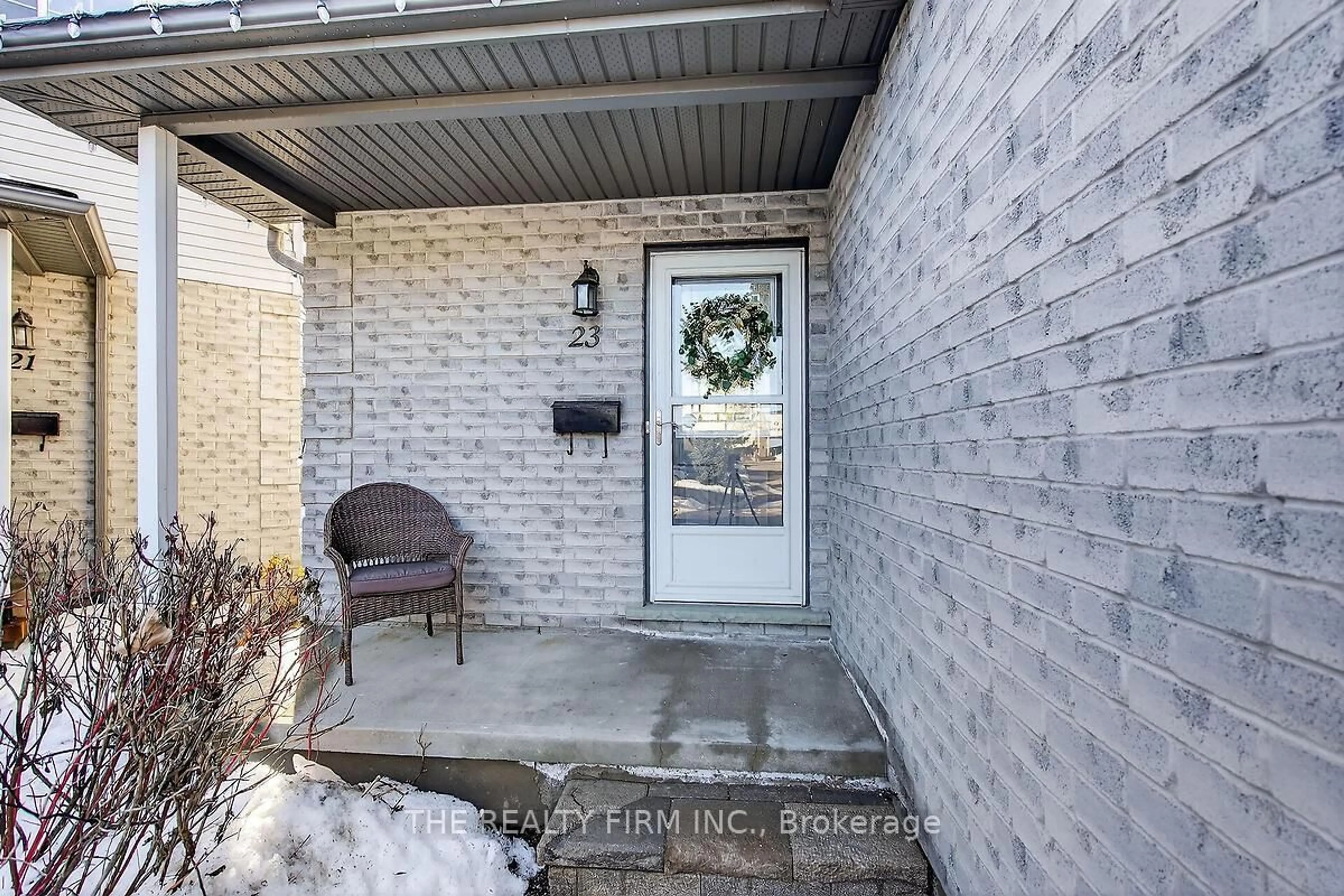 Unknown for 767 Wharncliffe Rd #23, London South Ontario N6J 2N7
