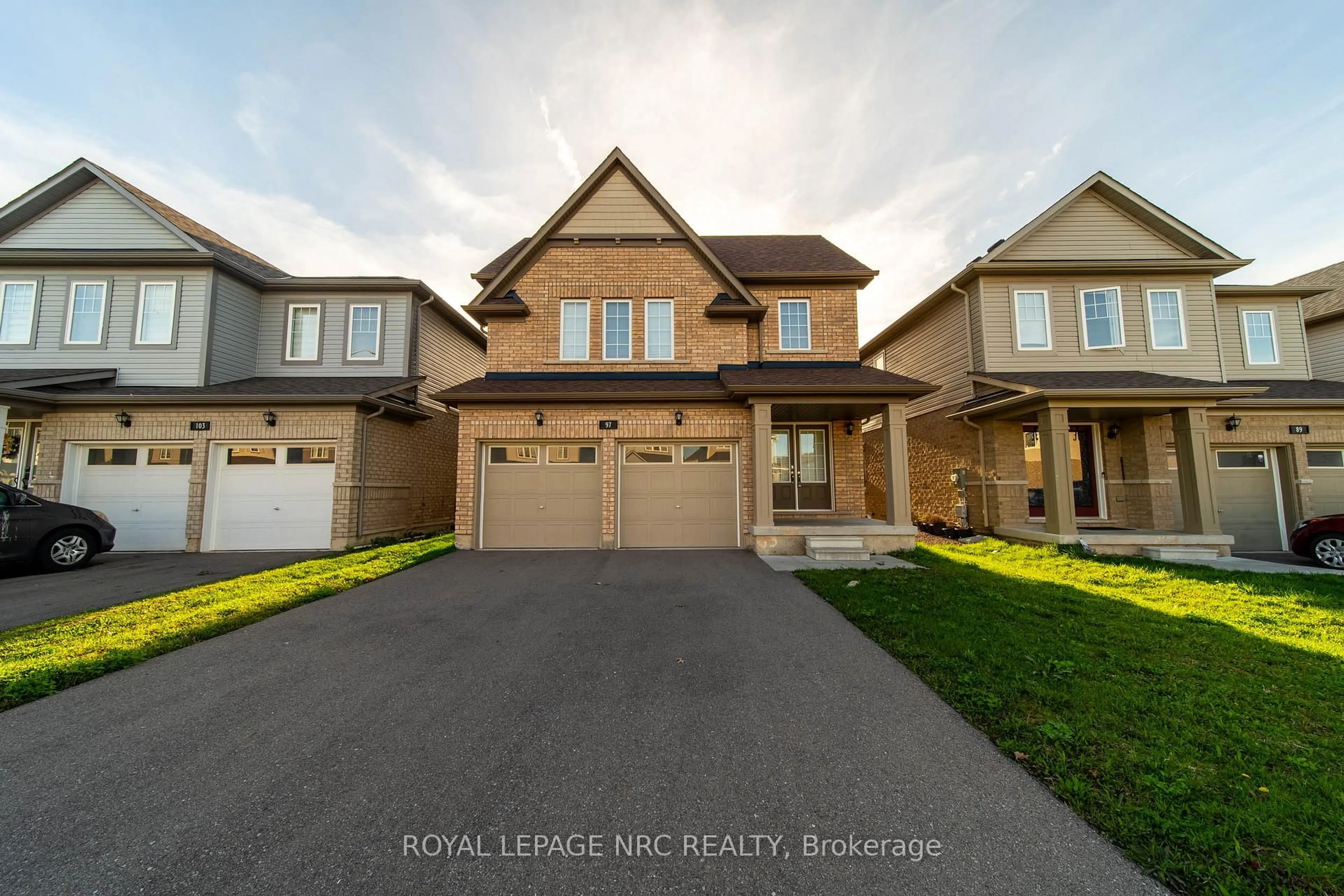 Unknown for 97 Tumblewood Pl, Welland Ontario L3B 0J3