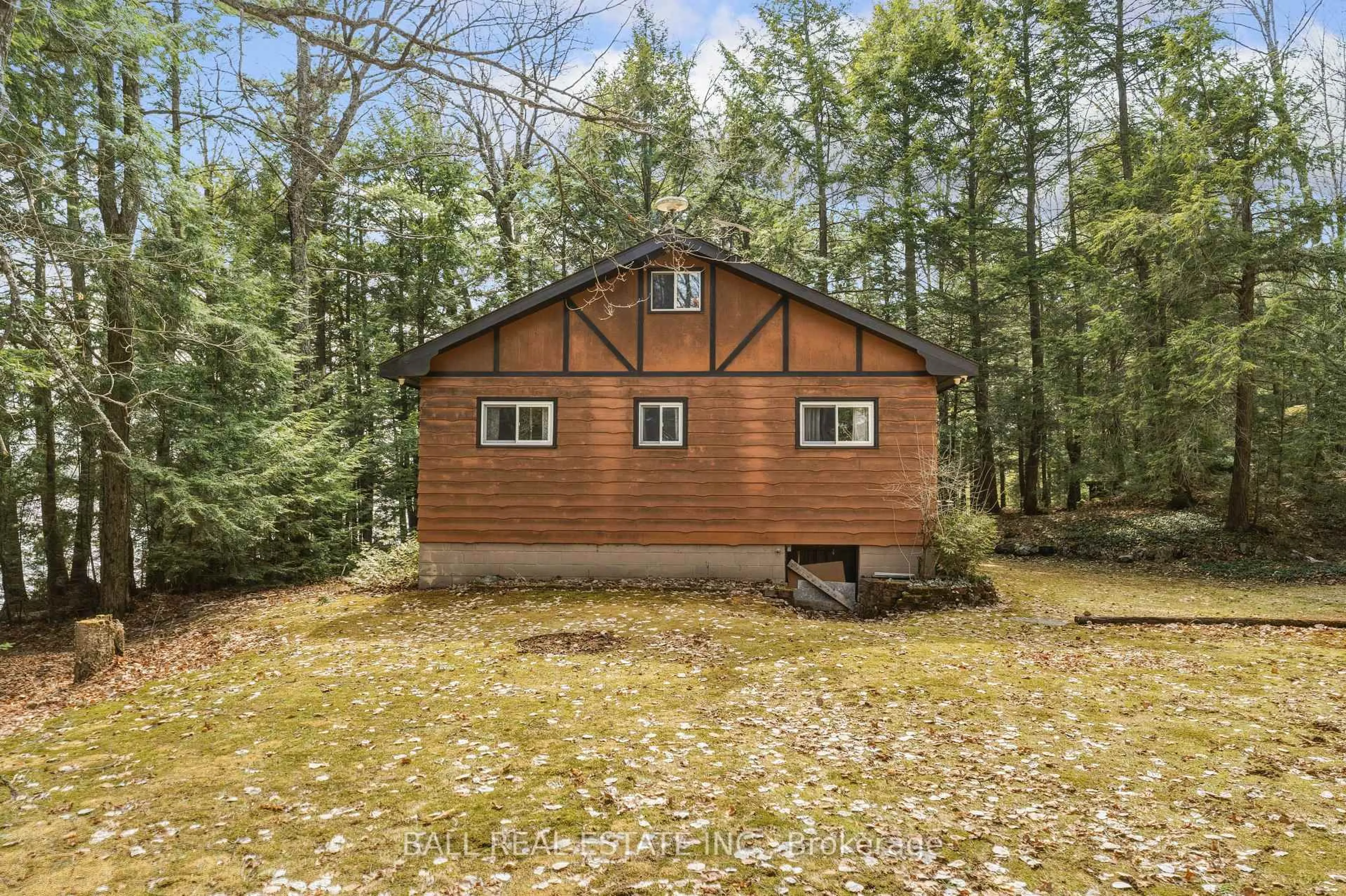 Shed for 1117 Canadian Shield Cres, Highlands East Ontario K0L 2A0