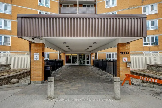 2000 Jasmine Cres #206, Ottawa 3