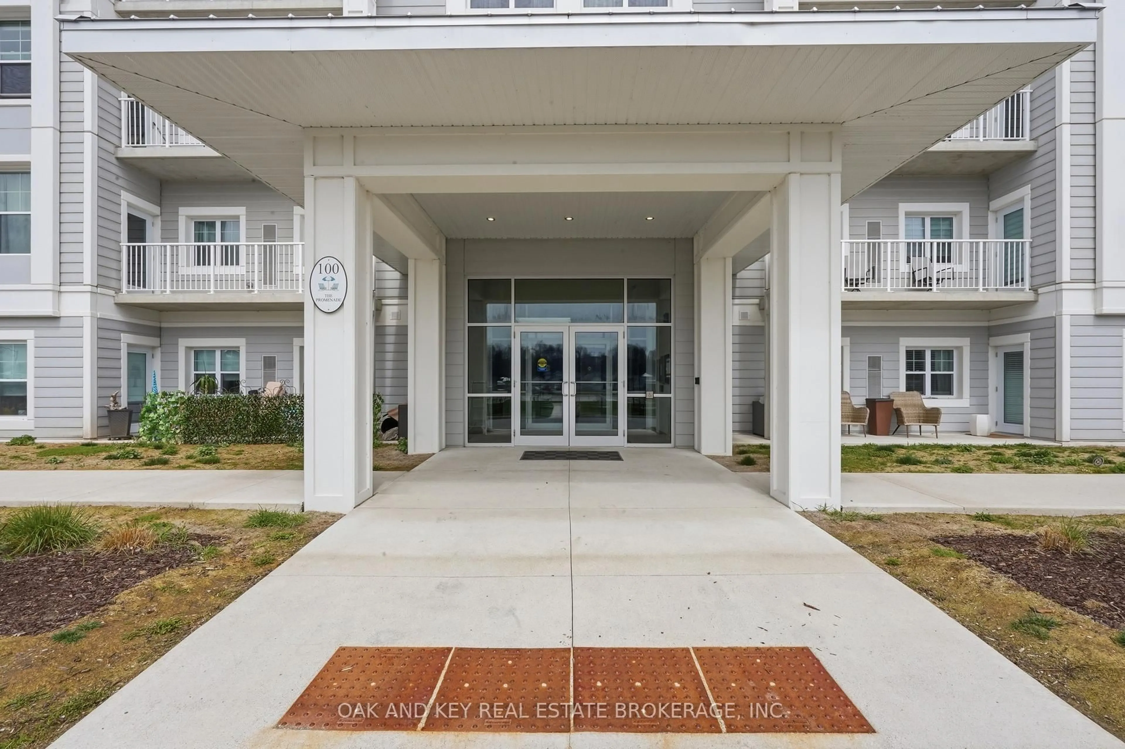 Indoor foyer for 100 The Prom #203, Central Elgin Ontario N5L 1C9