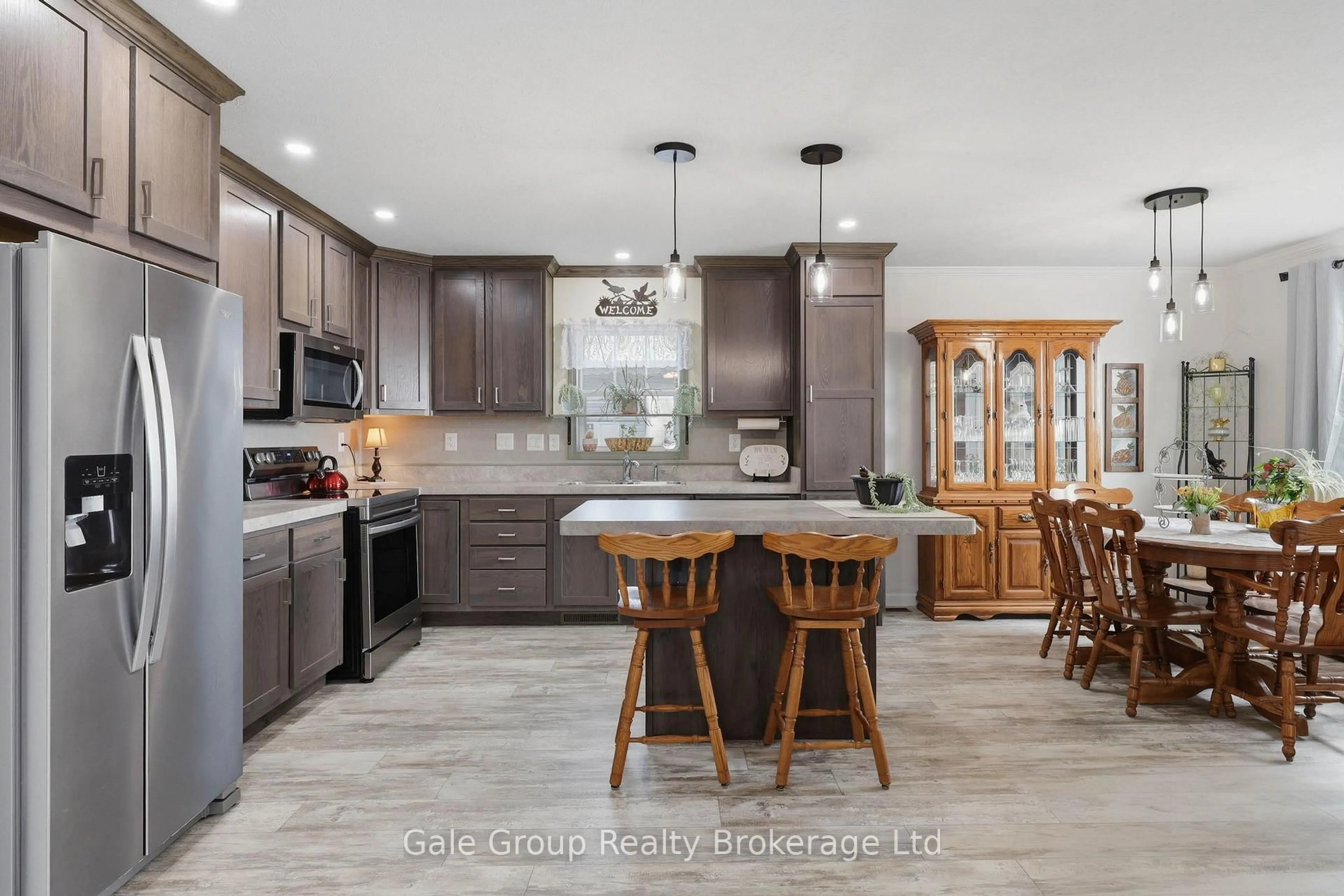 Open concept kitchen, ceramic/tile floor for 99 Fourth Concession Rd #635, Brant Ontario N0E 1A0