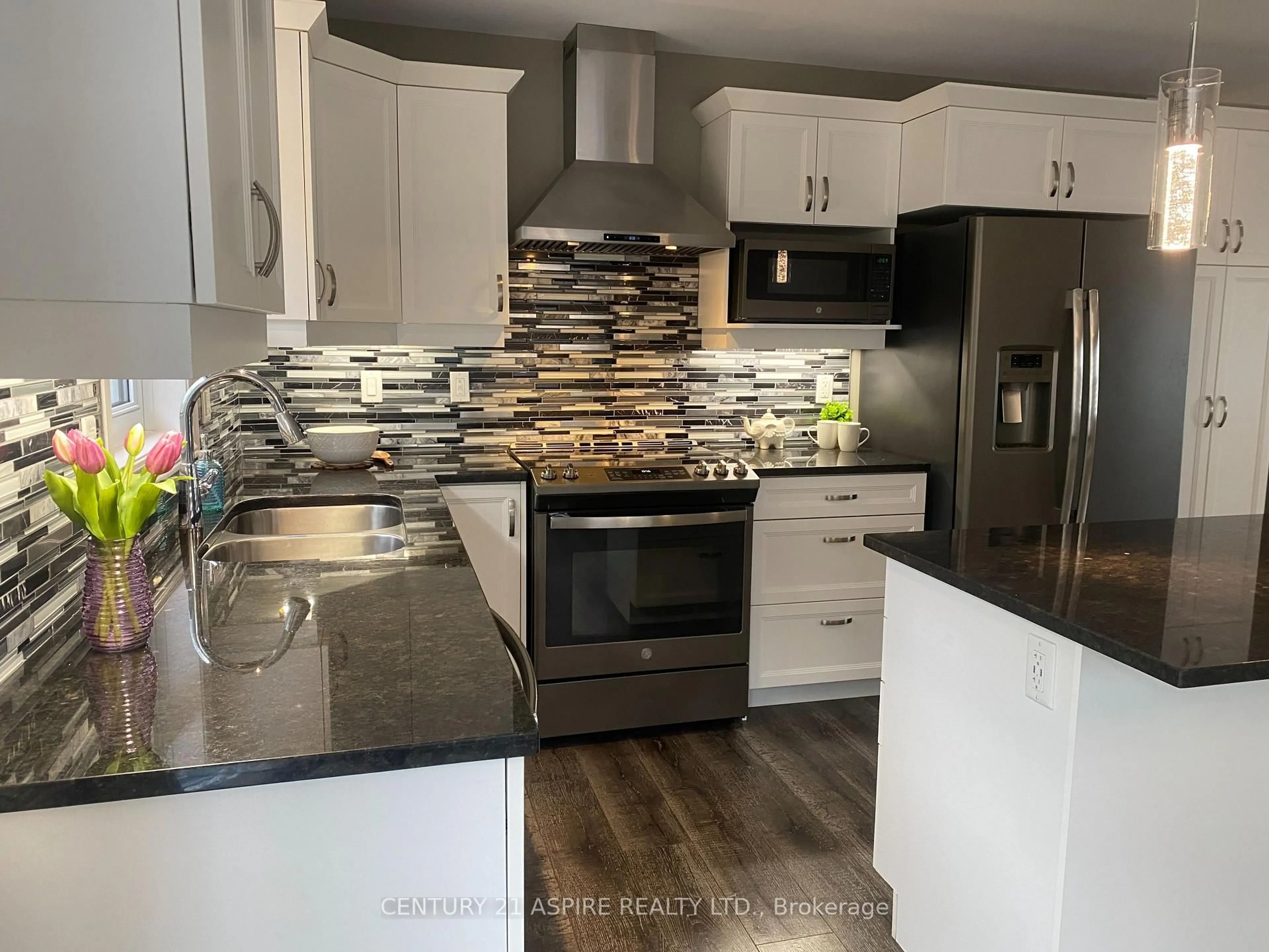 Open concept kitchen, unknown for 43 Dustin Dr, Petawawa Ontario K8H 0G3