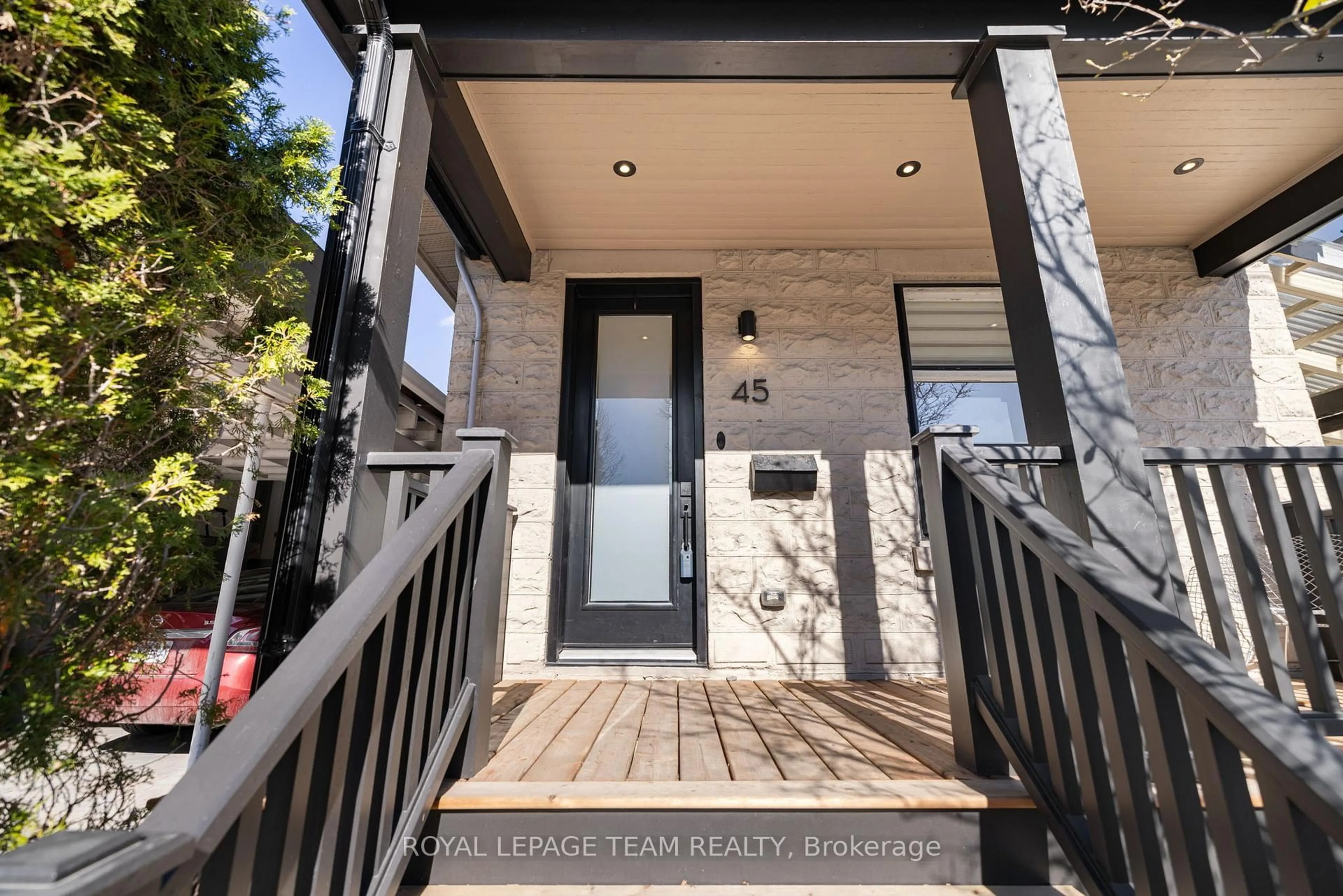 Unknown for 45 Springfield Rd, Ottawa Ontario K1M 1C8