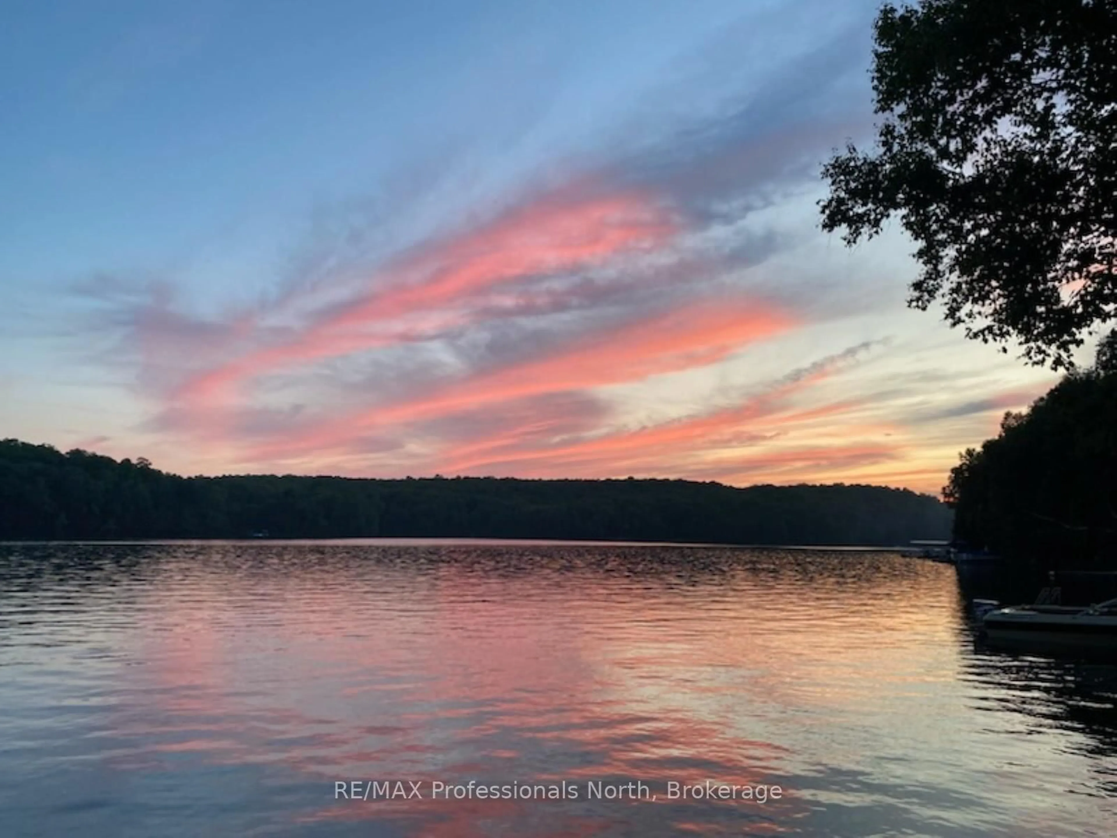 Blurry image for 1025 Manitou Rd, Dysart et al Ontario K0M 1S0