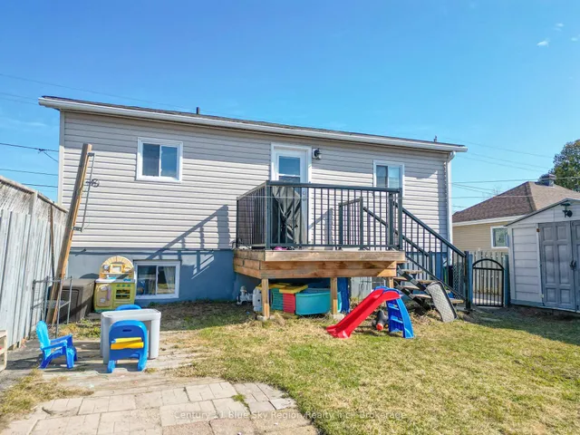 203 Hillcrest Ave, North Bay 5