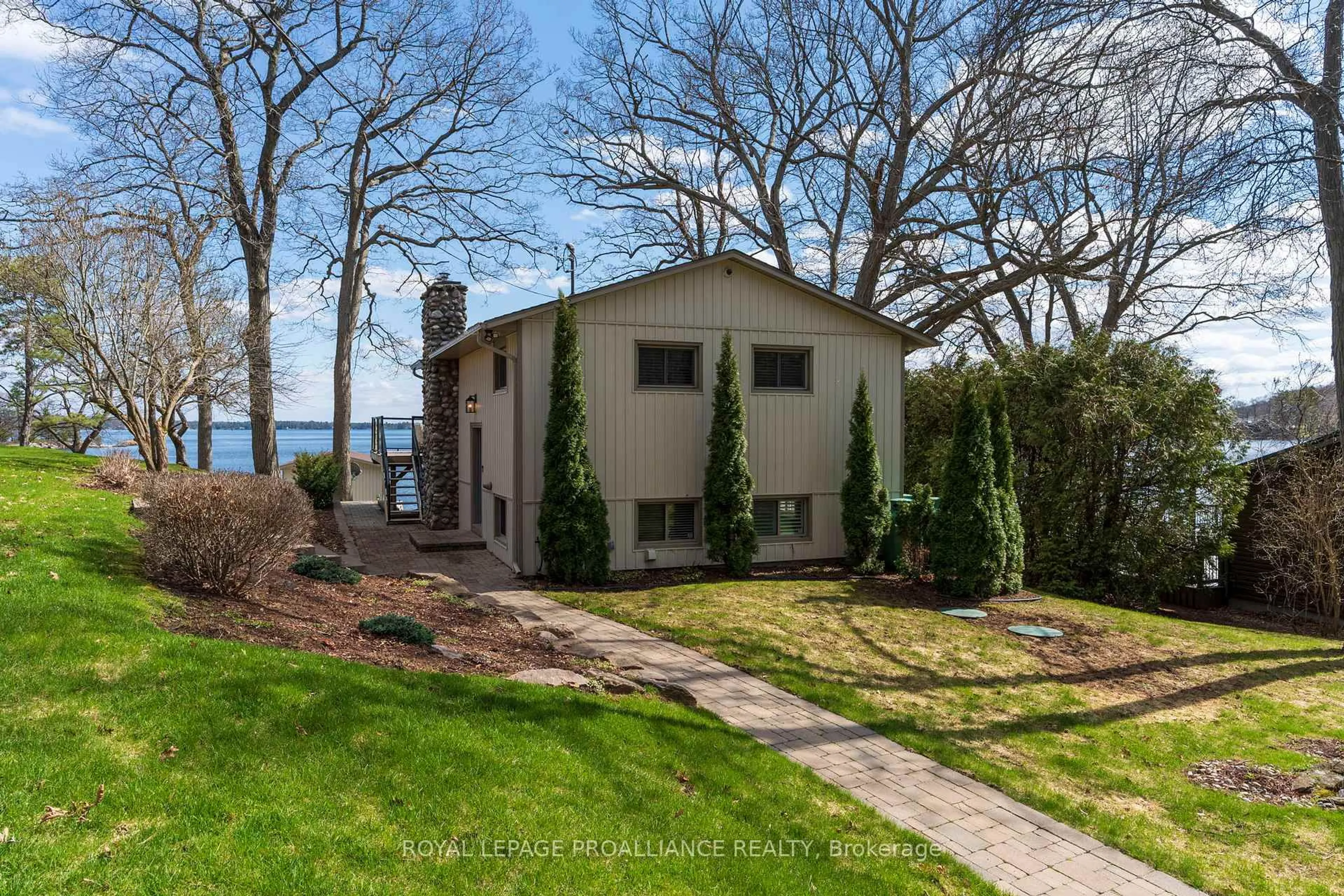 Unknown for 23 Moon Rd, Front of Yonge Ontario K0E 1R0