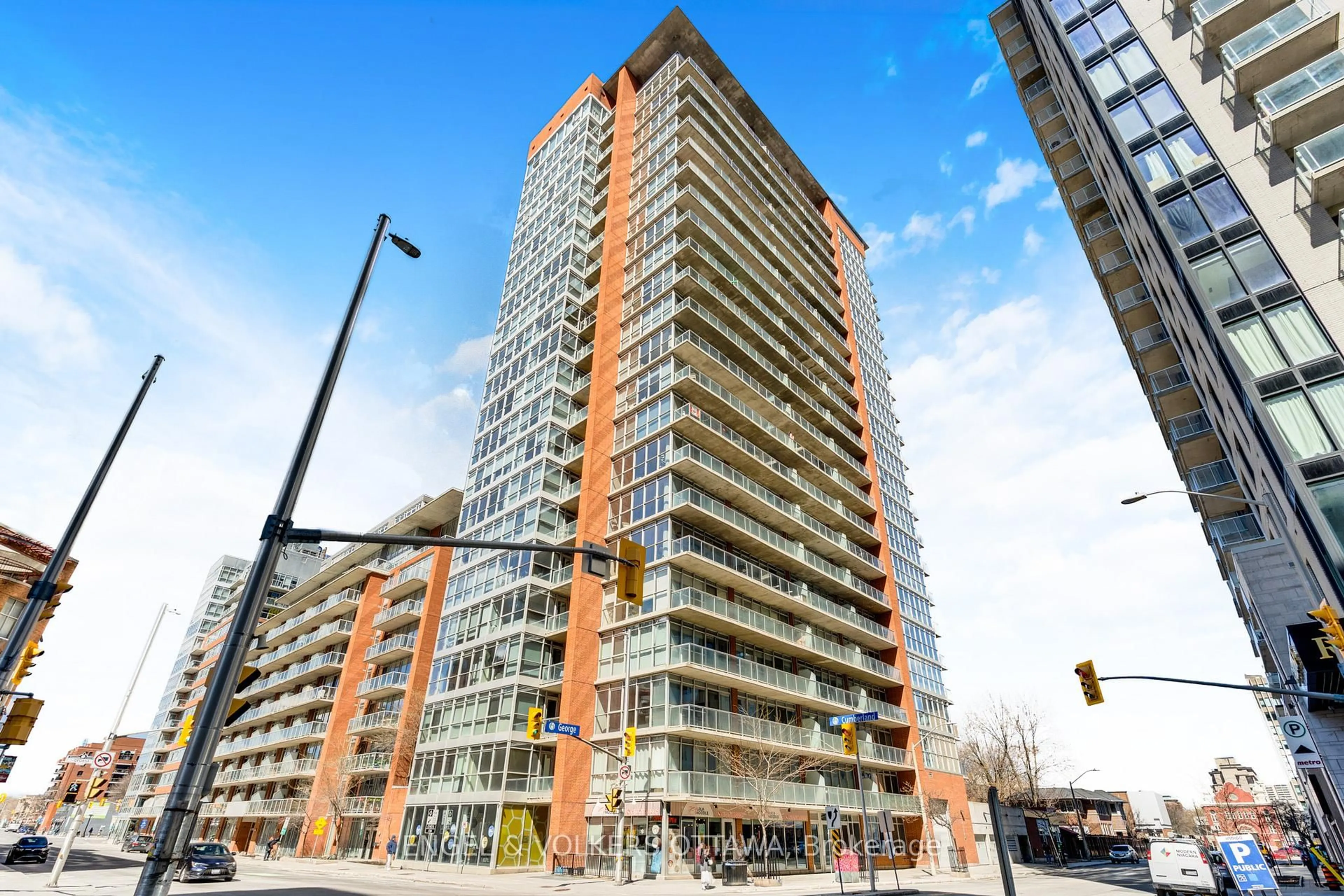 Patio, street for 179 George St #903, Ottawa Ontario K1N 1J8