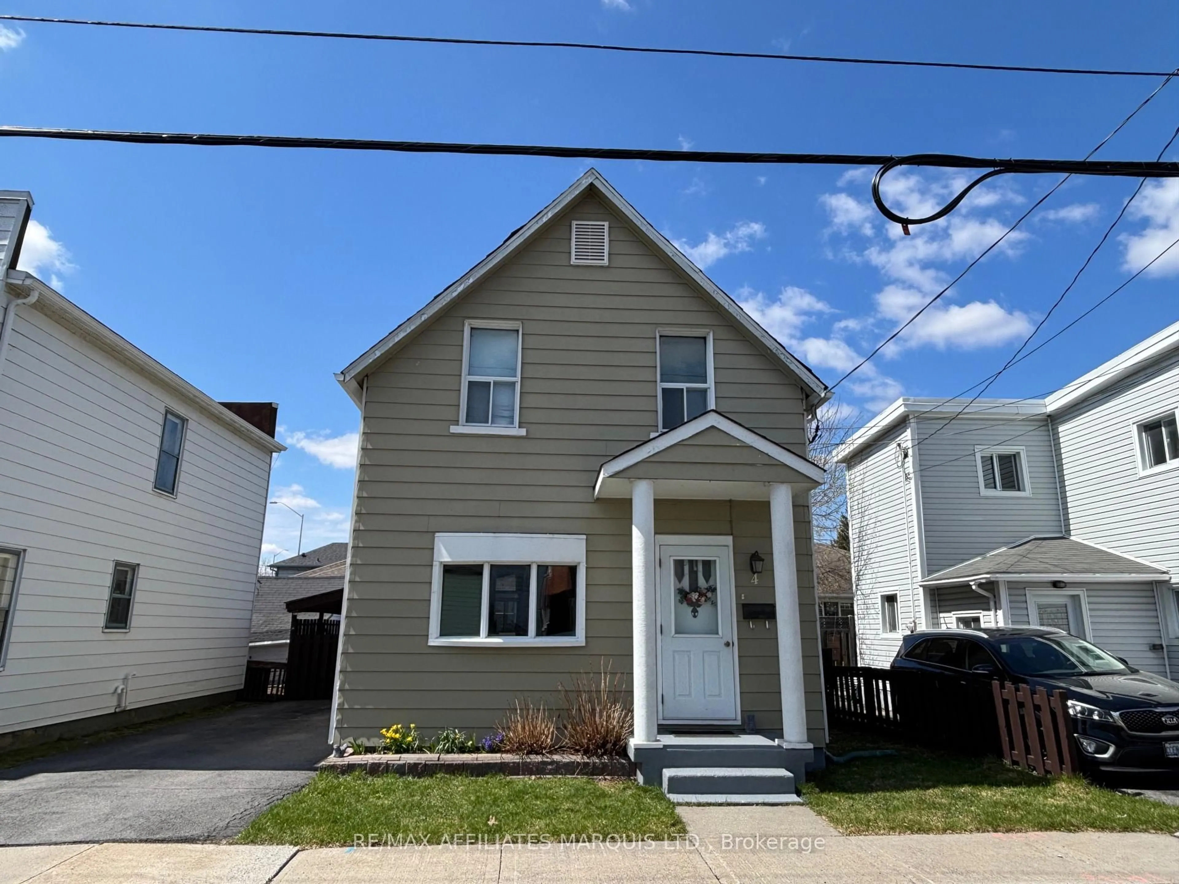 Home with vinyl exterior material, street for 4 Seymour Ave, Cornwall Ontario K6J 4L7