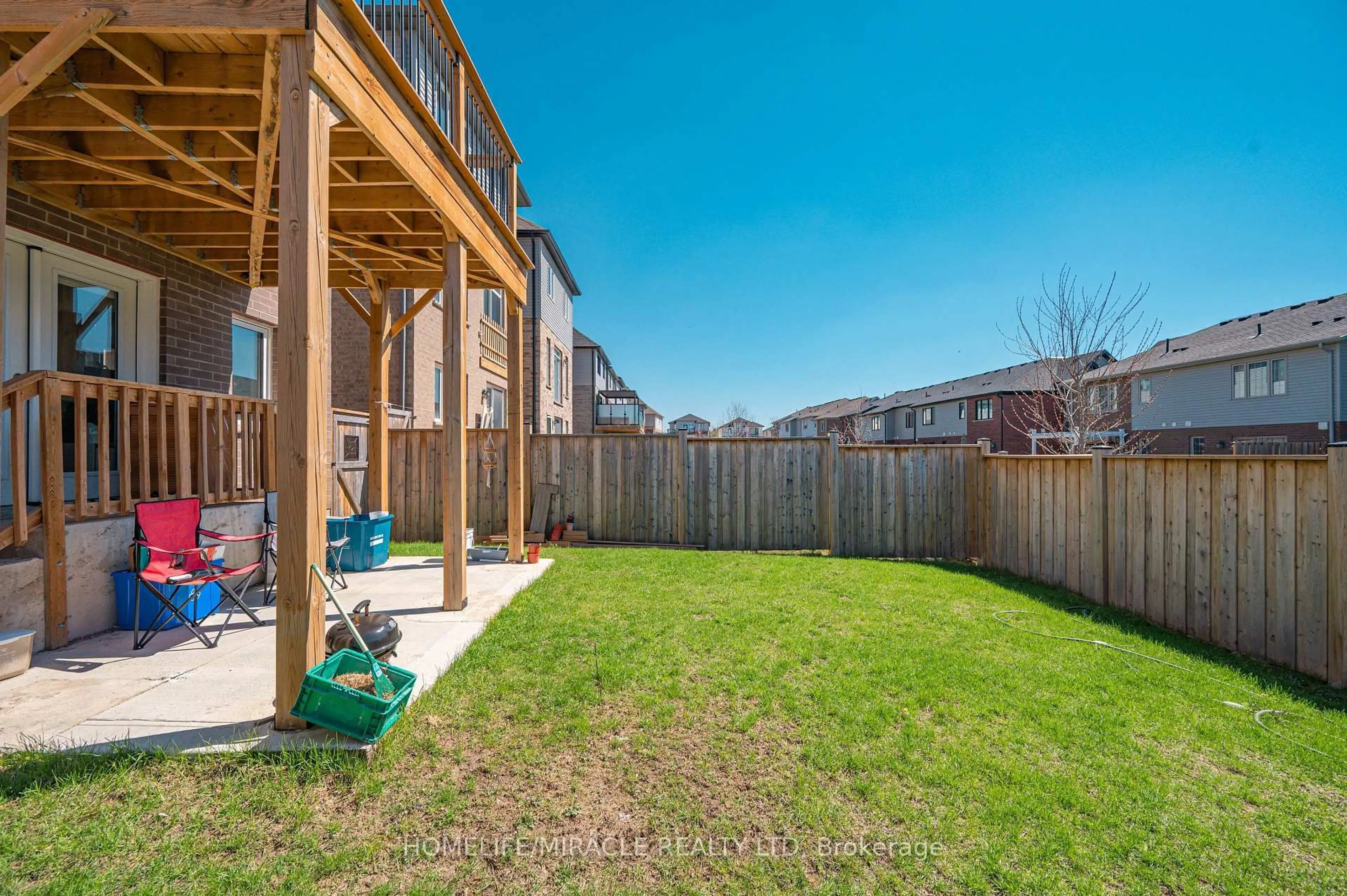 Patio, unknown for 10 Sportsman Hill St, Kitchener Ontario N2P 0J2