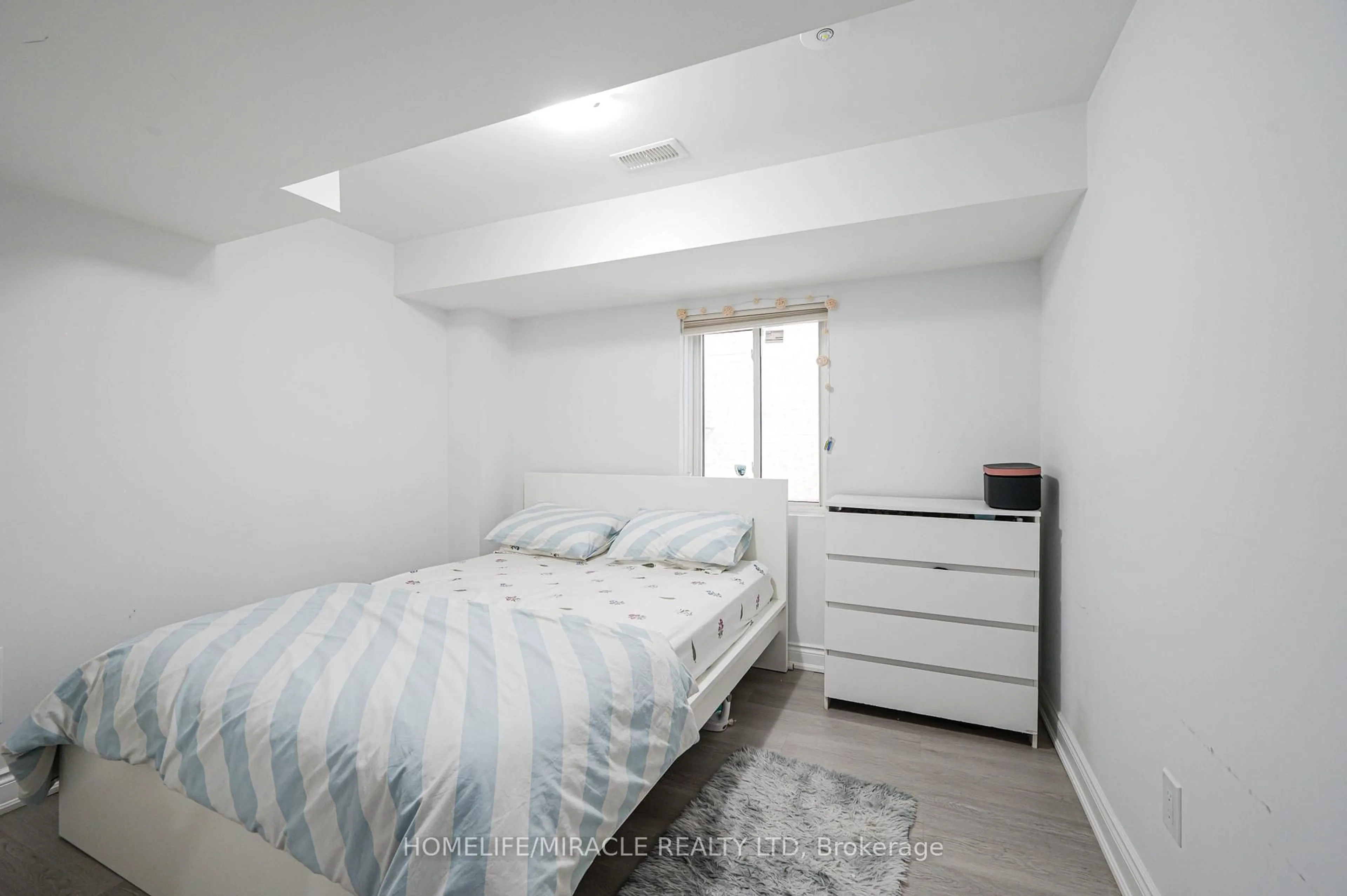 Bedroom with bed, unknown for 10 Sportsman Hill St, Kitchener Ontario N2P 0J2