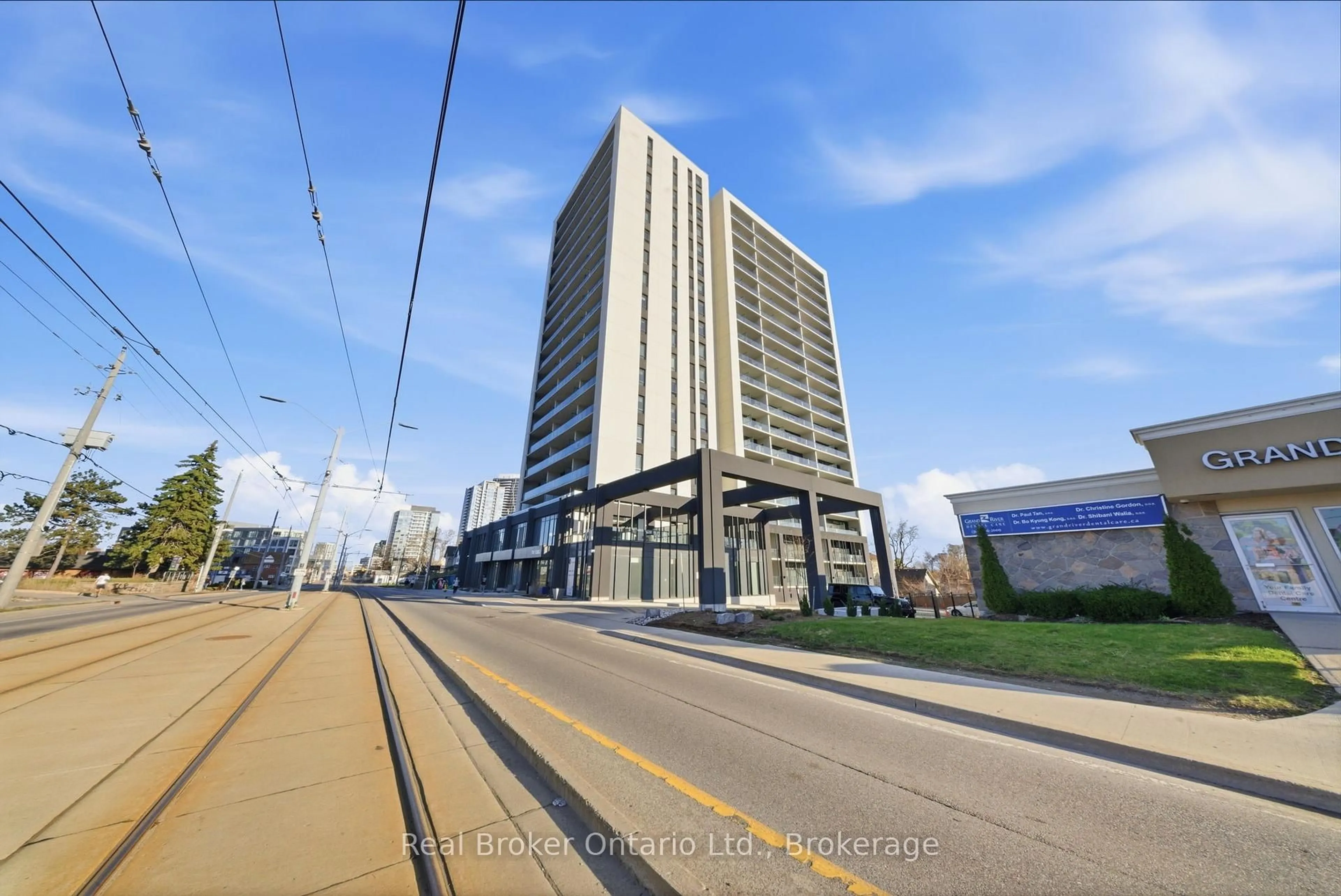 Unknown for 741 King St #107, Kitchener Ontario N2G 0E9