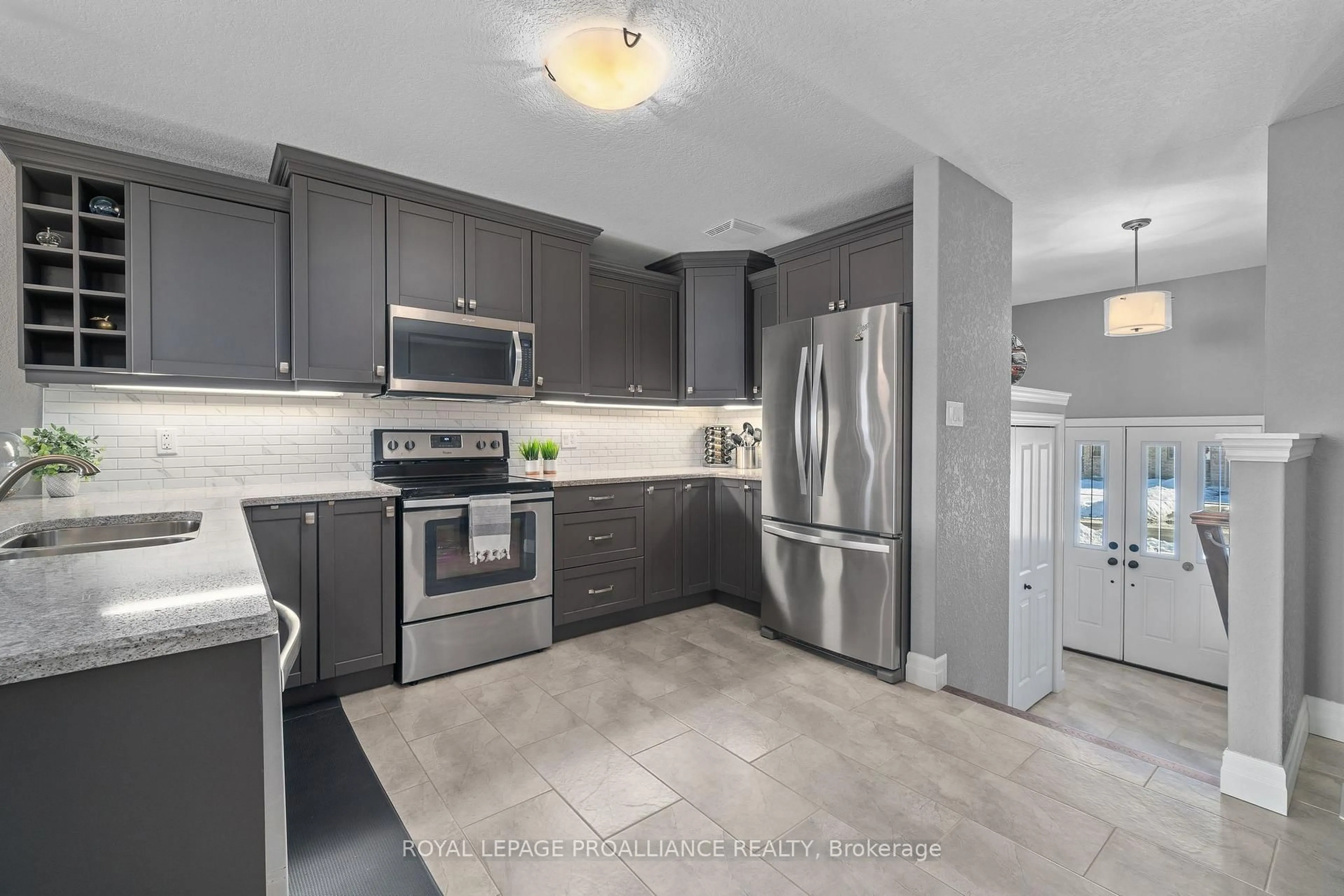 Open concept kitchen, ceramic/tile floor for 3 Cortland Cres, Quinte West Ontario K8V 0E9