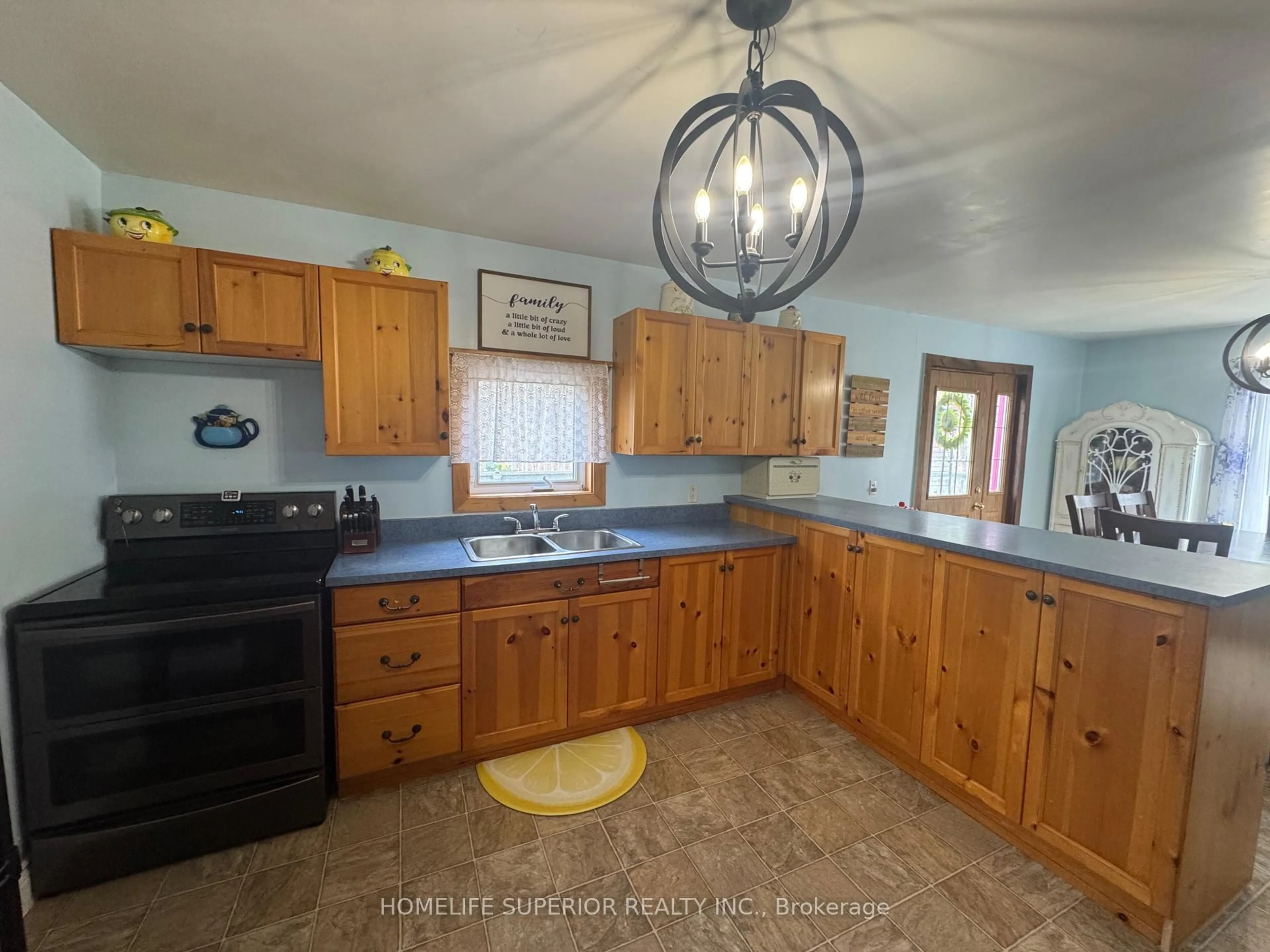 Standard kitchen, ceramic/tile floor for 458 Hass Rd, Boulter Ontario K0L 1G0