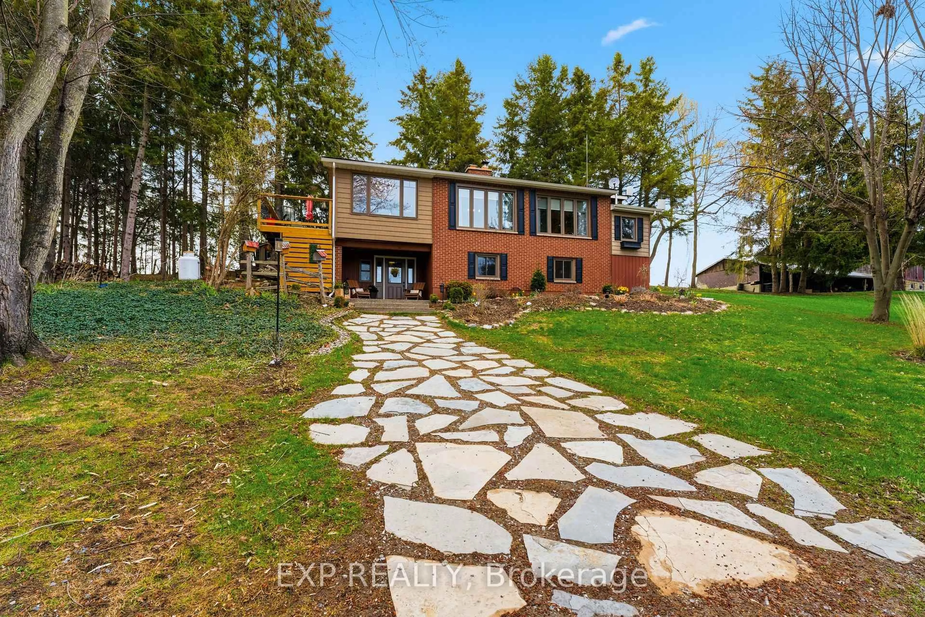 A pic from outside/outdoor area/front of a property/back of a property/a pic from drone, unknown for 6204 County Road 9 Rd, Napanee Ontario K7R 3K8