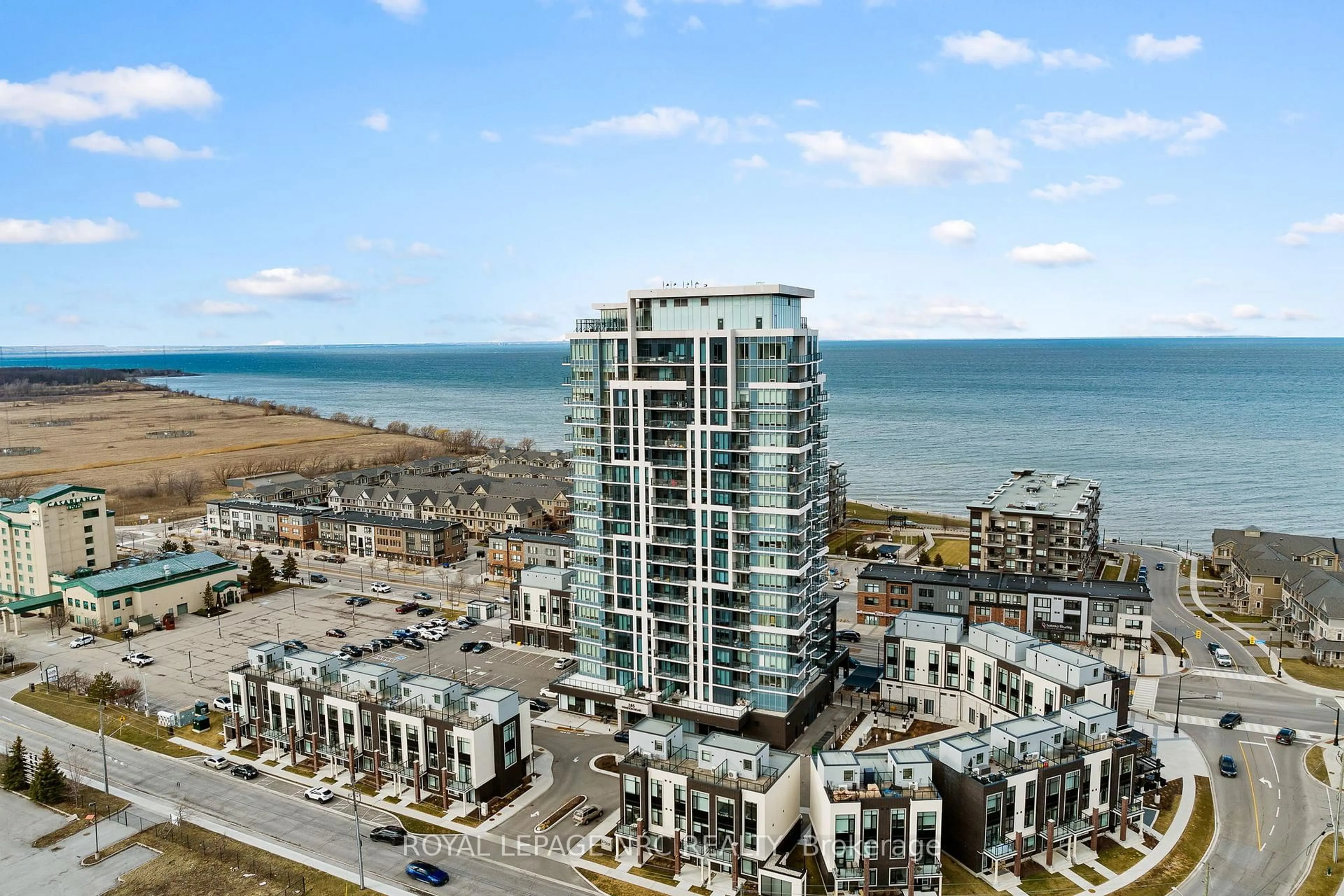 A pic from outside/outdoor area/front of a property/back of a property/a pic from drone, city buildings view from balcony for 385 Winston Rd #Unit 501, Grimsby Ontario L3M 4E8