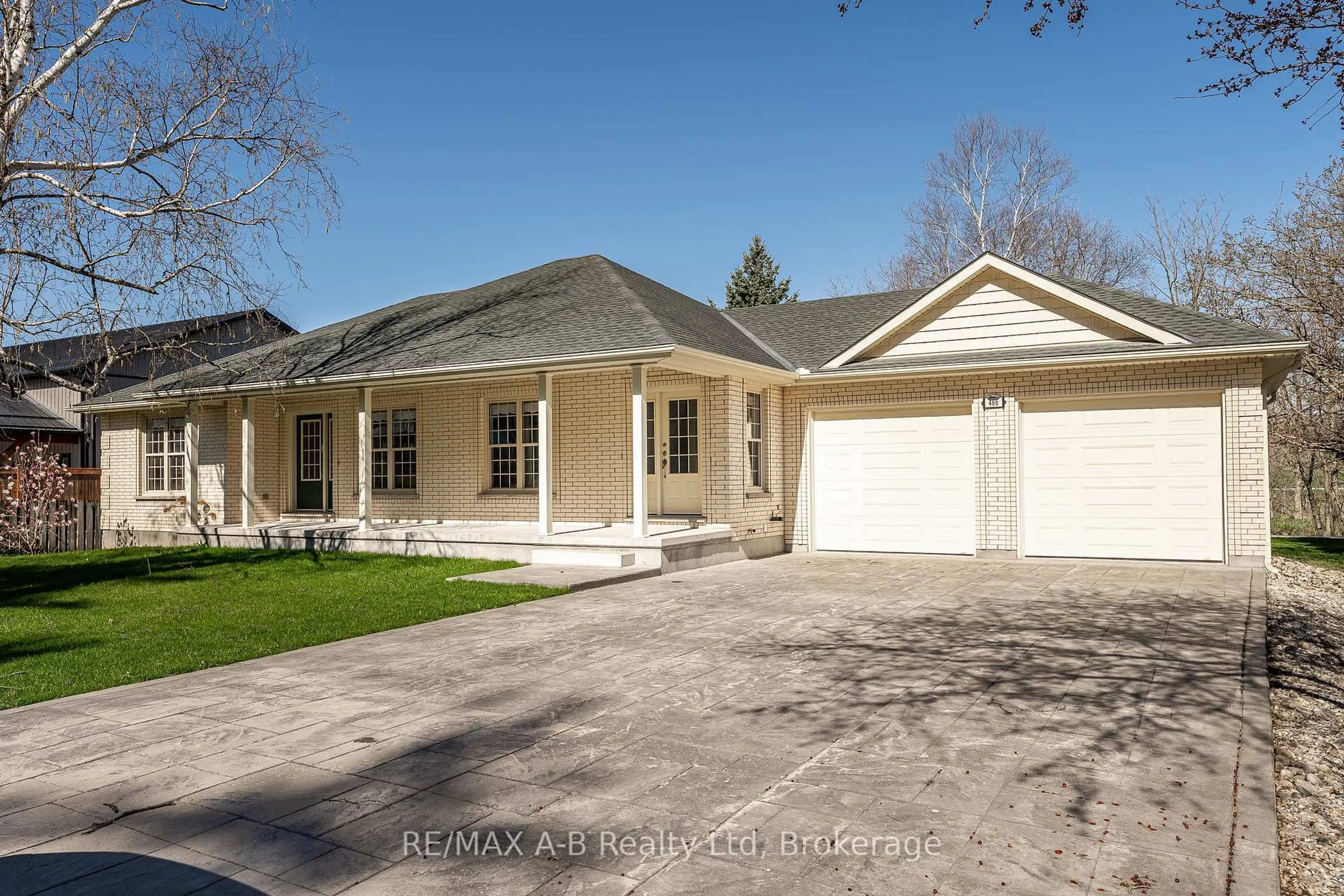 Unknown for 466 Water St, St. Marys Ontario N4X 1A1