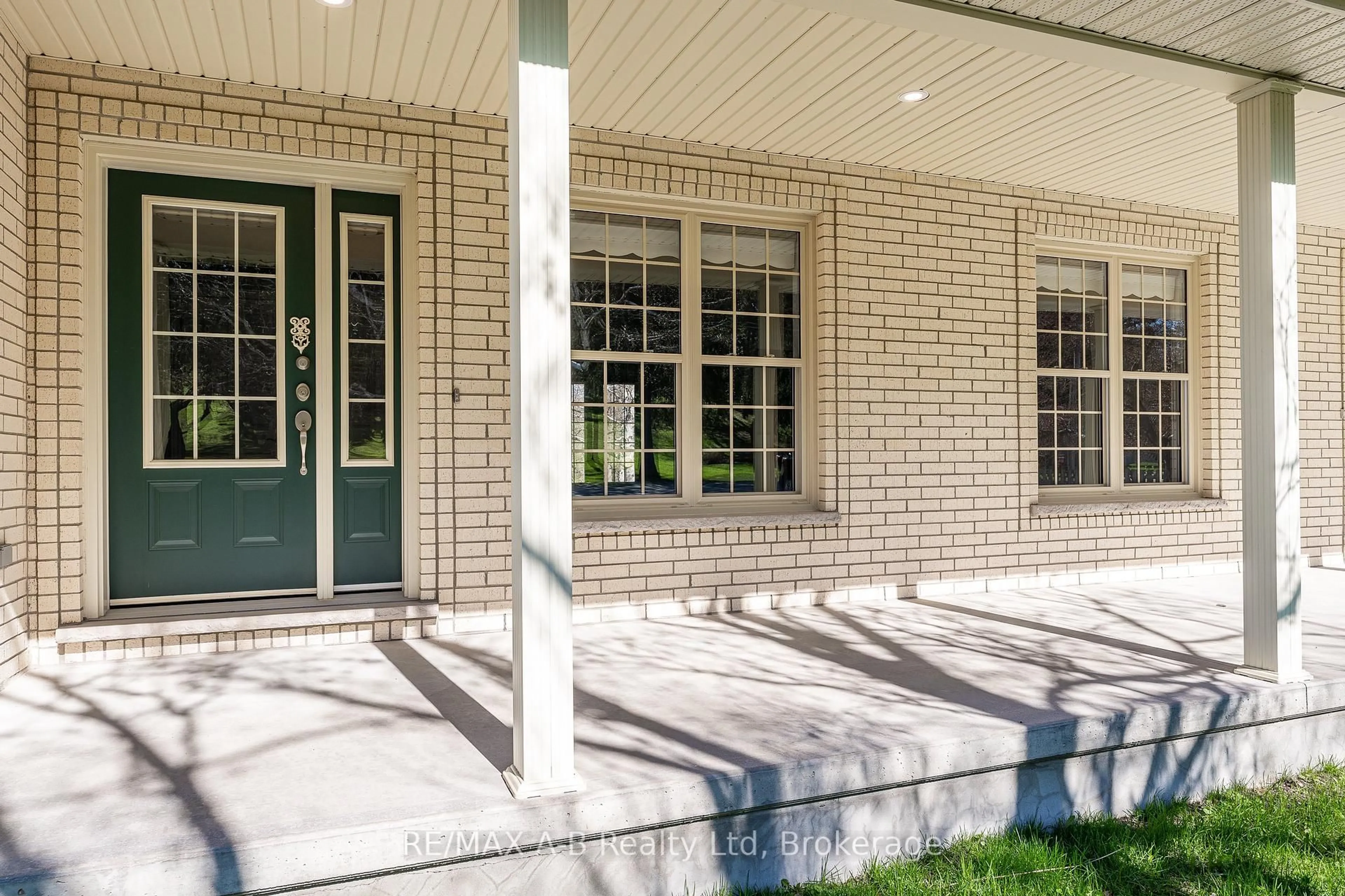 Home with brick exterior material, street for 466 Water St, St. Marys Ontario N4X 1A1