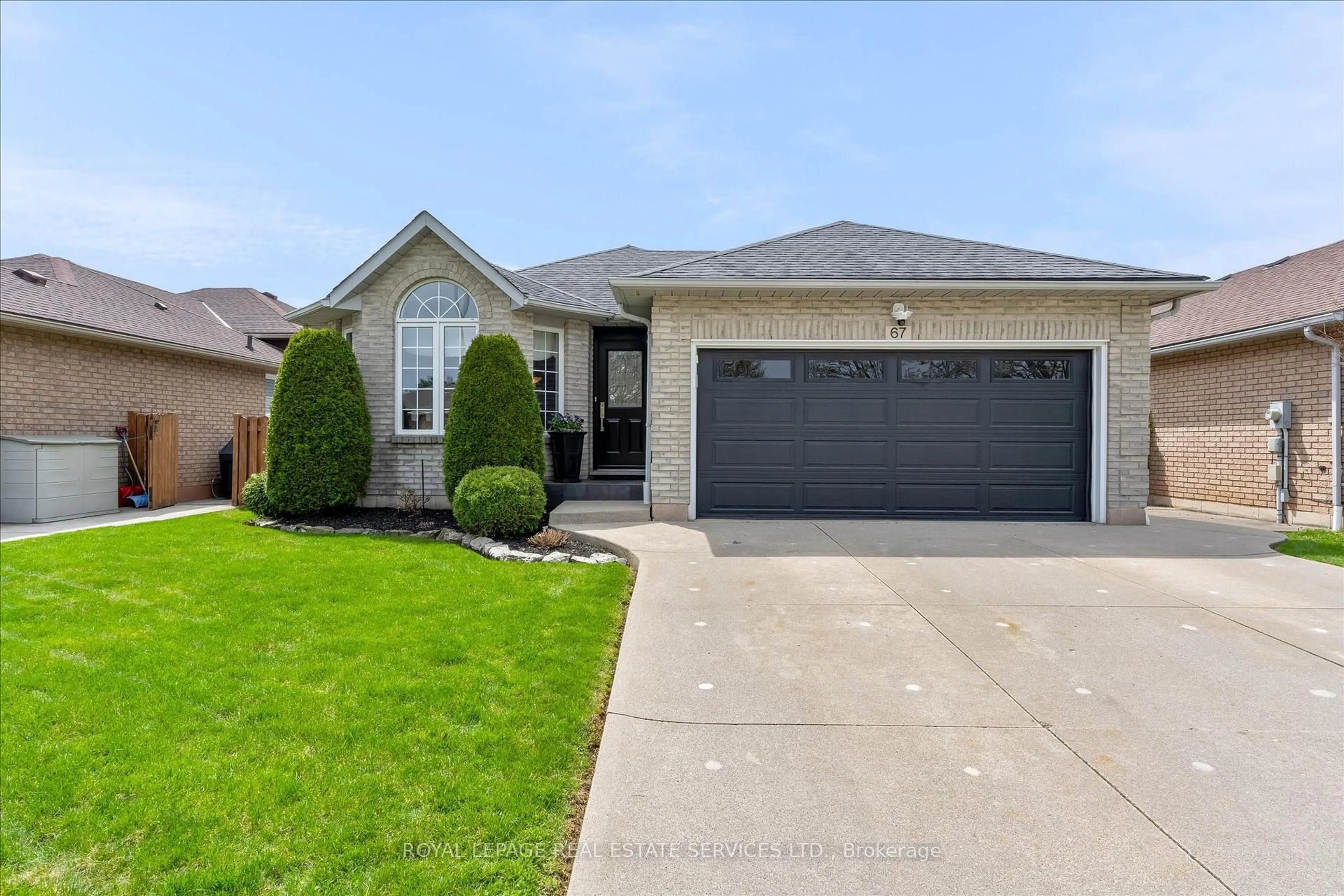 Home with brick exterior material, street for 67 Loneoak Cres, Hamilton Ontario L8J 2T9