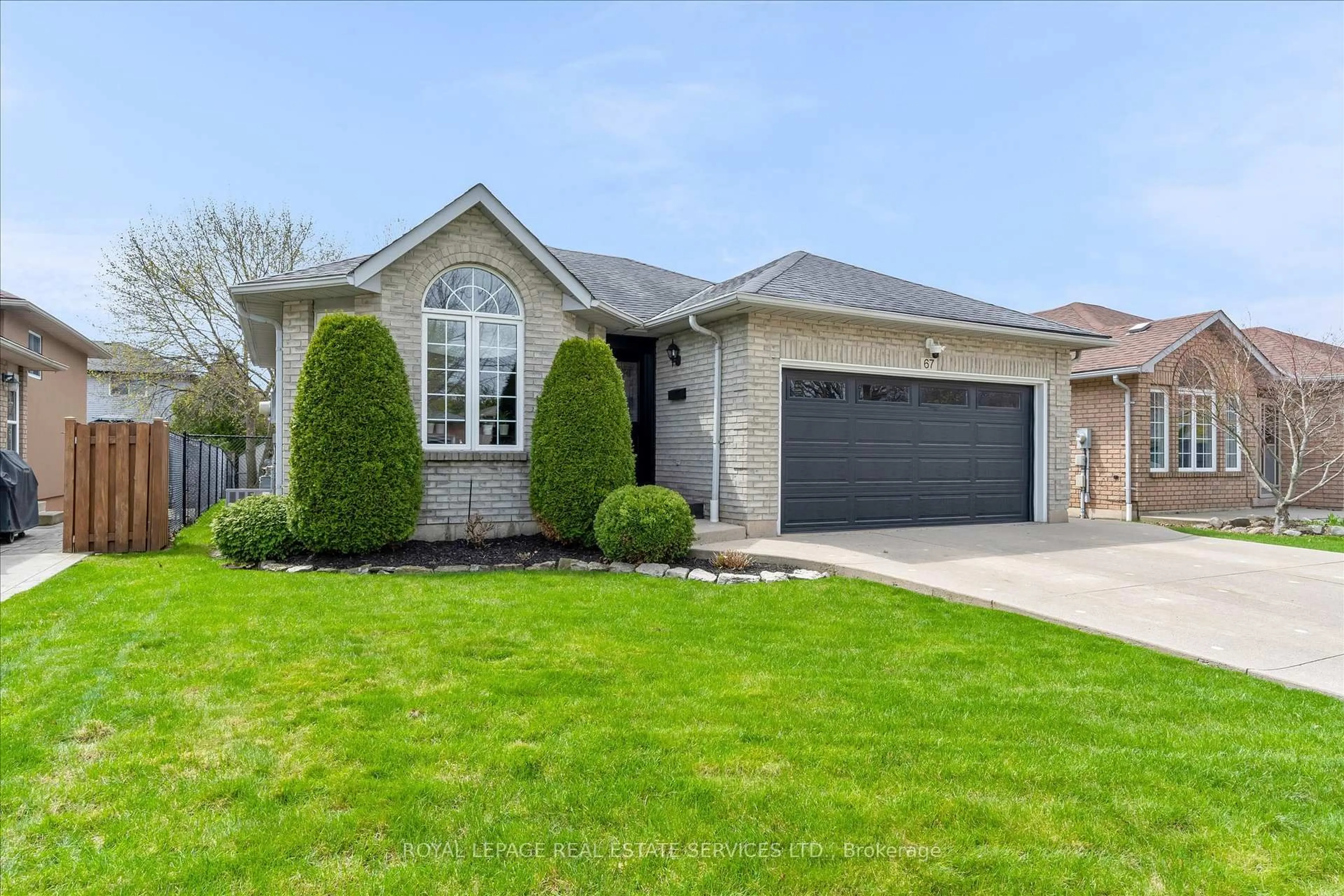 Home with brick exterior material, street for 67 Loneoak Cres, Hamilton Ontario L8J 2T9