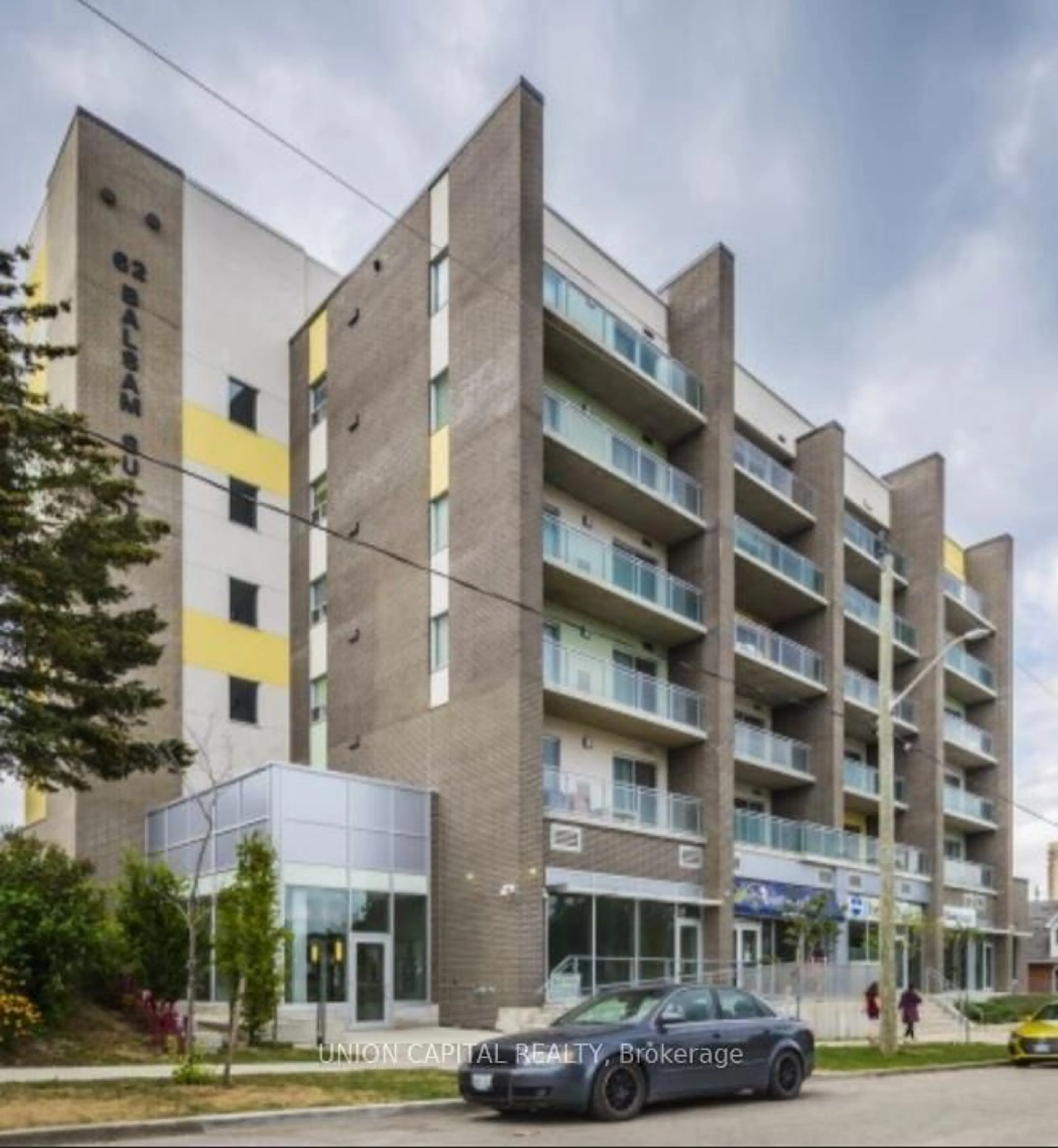 Unknown for 62 Balsam St #B207, Waterloo Ontario N2L 3H2