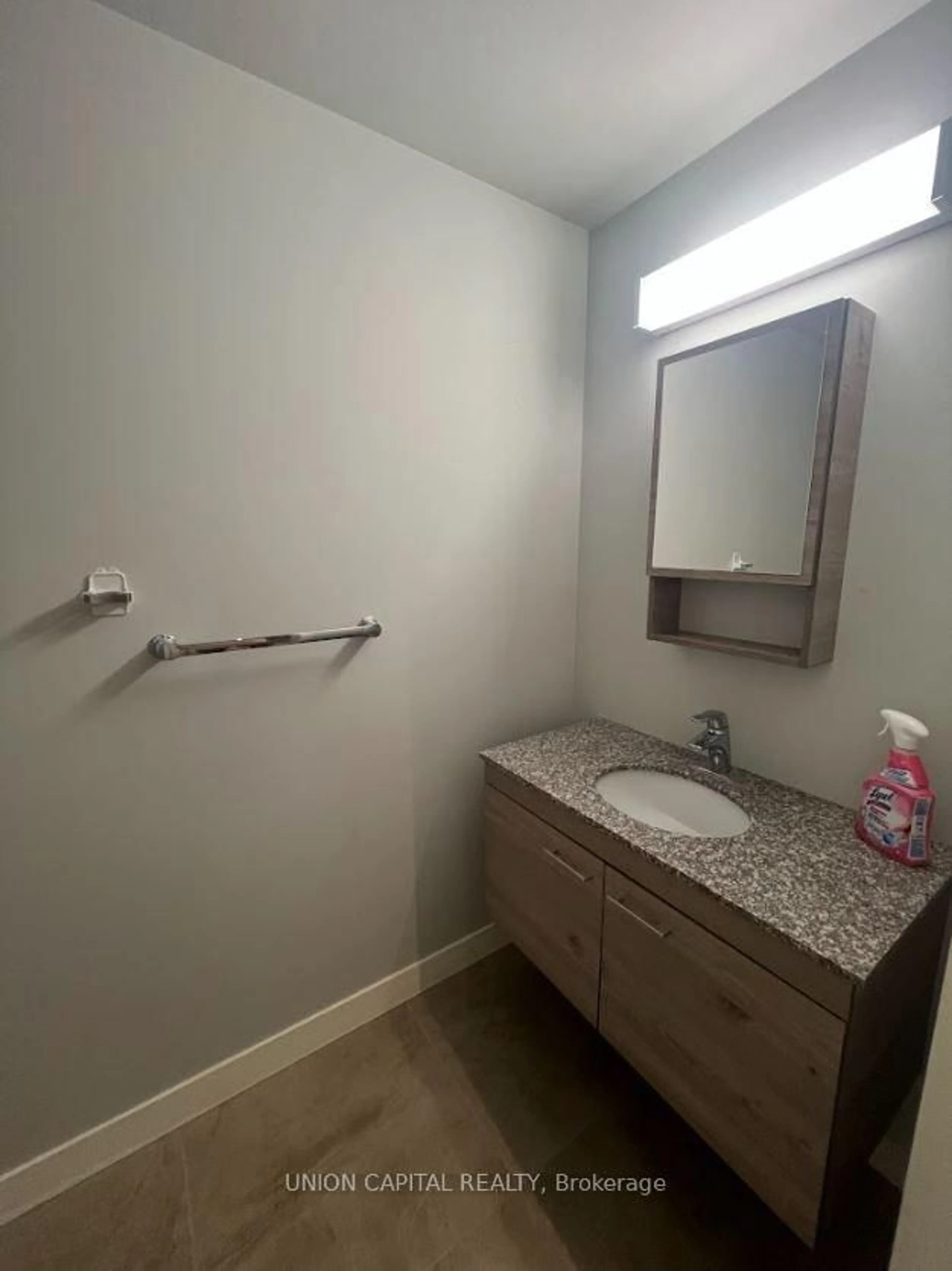 A pic of a room for 62 Balsam St #B207, Waterloo Ontario N2L 3H2