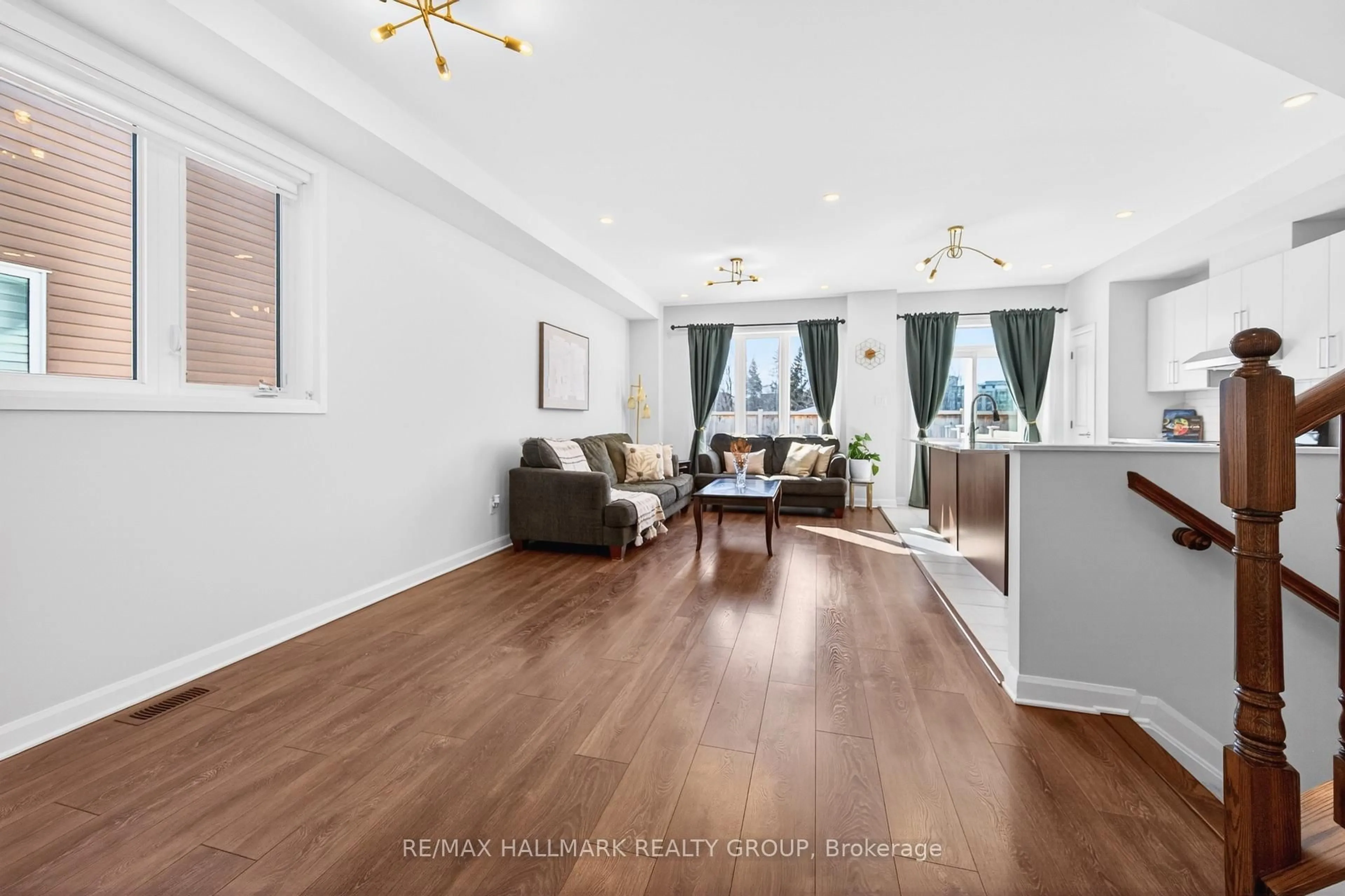 Living room with furniture, unknown for 562 Clemency Cres, Ottawa Ontario K2J 6R8