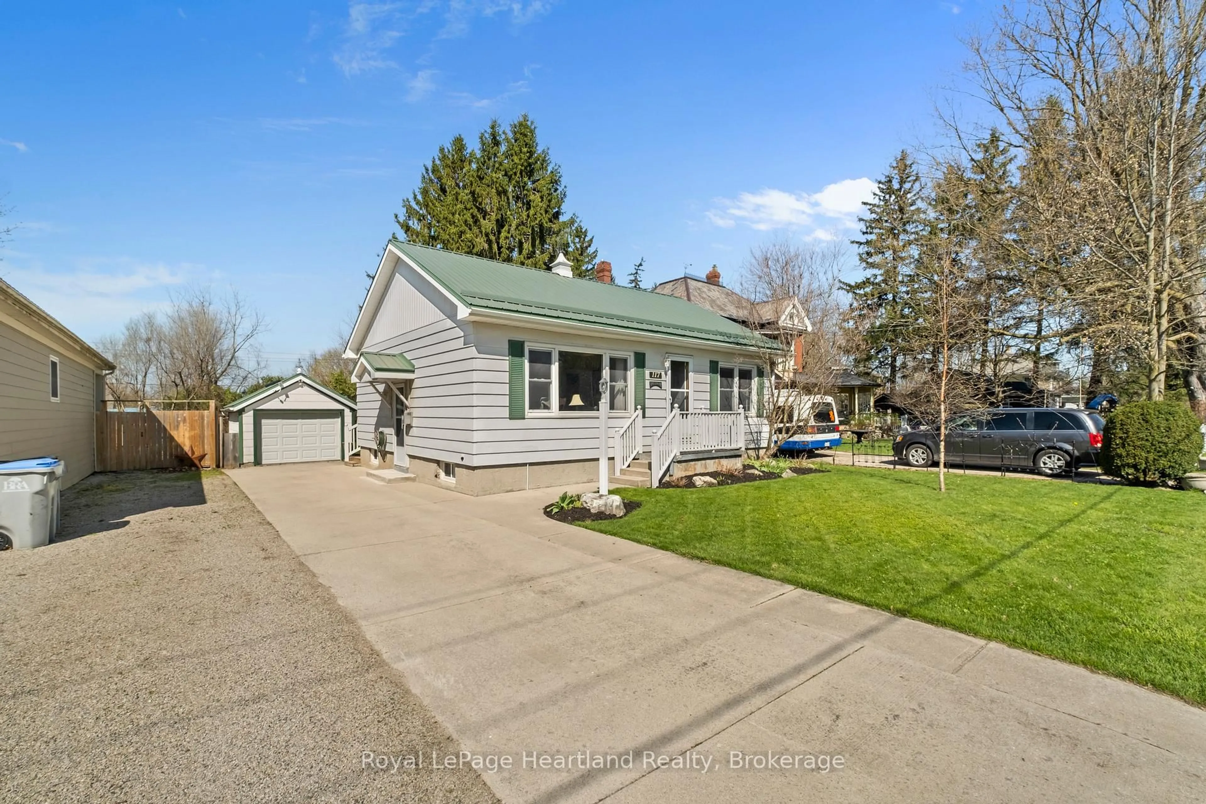 A pic from outside/outdoor area/front of a property/back of a property/a pic from drone, street for 117 Andrew St, South Huron Ontario N0M 1S1