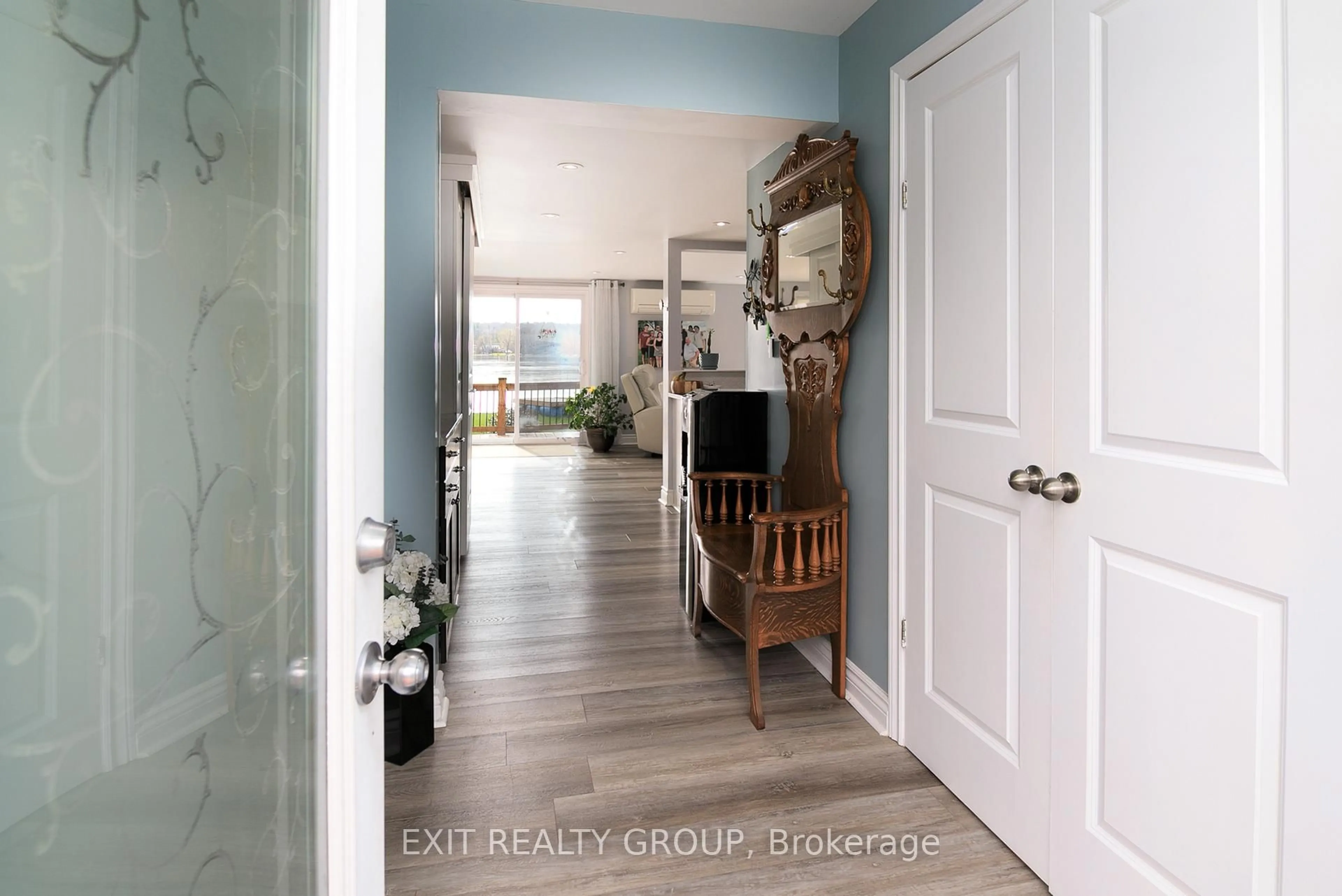 Indoor entryway for 21 Prior Lane, Hastings Ontario K0K 2C0